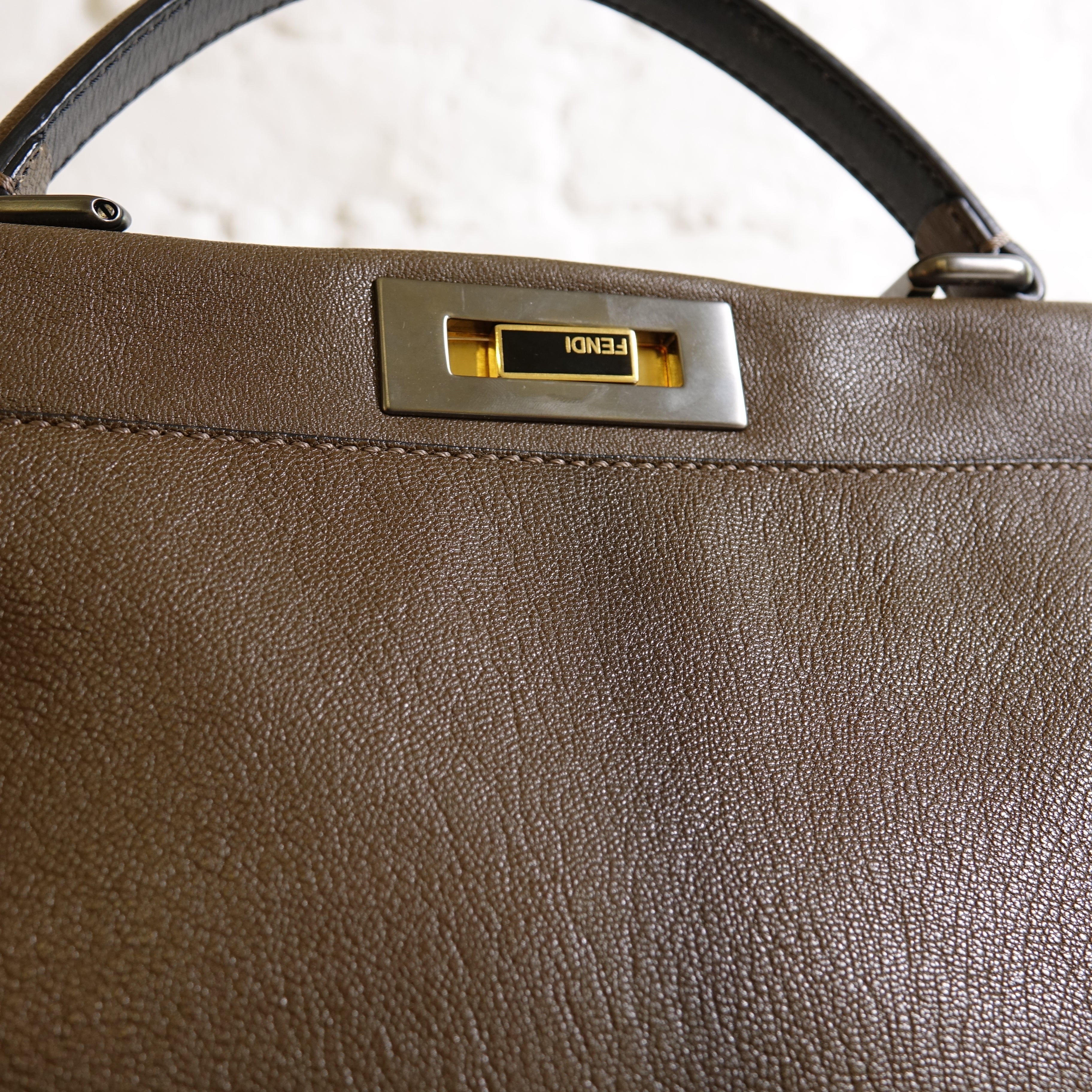 Fendi Peekaboo marron Lola Collective