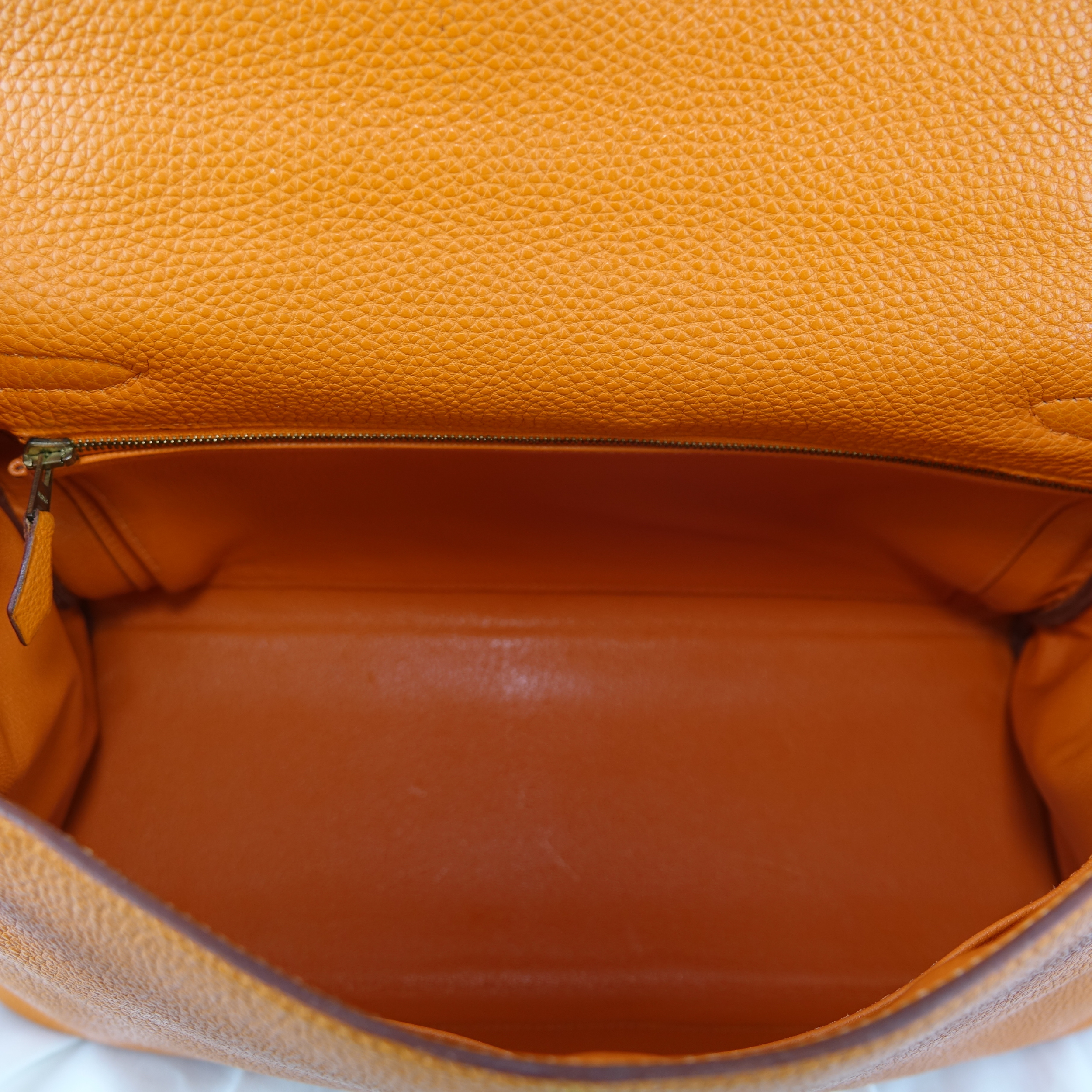 Kelly 32 Orange - Hermès Lola Collective