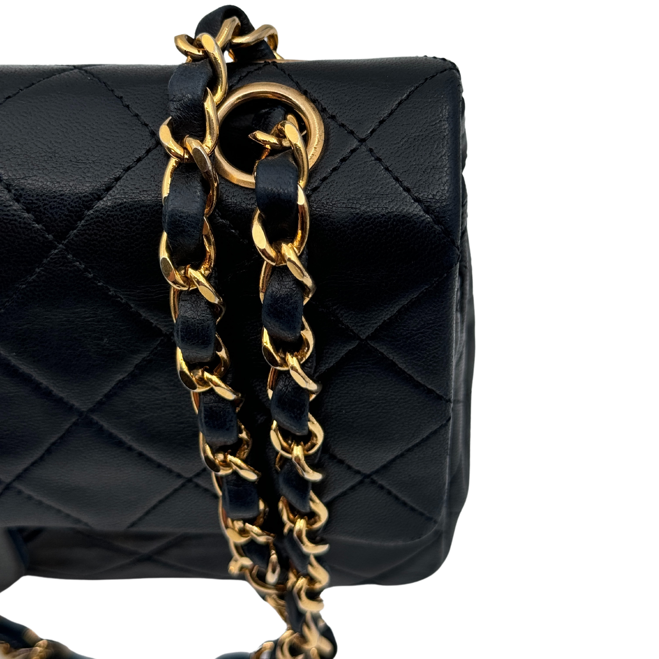 CLASSIC TIMELESS SMALL DOUBLE FLAP - CHANEL Lola Collective