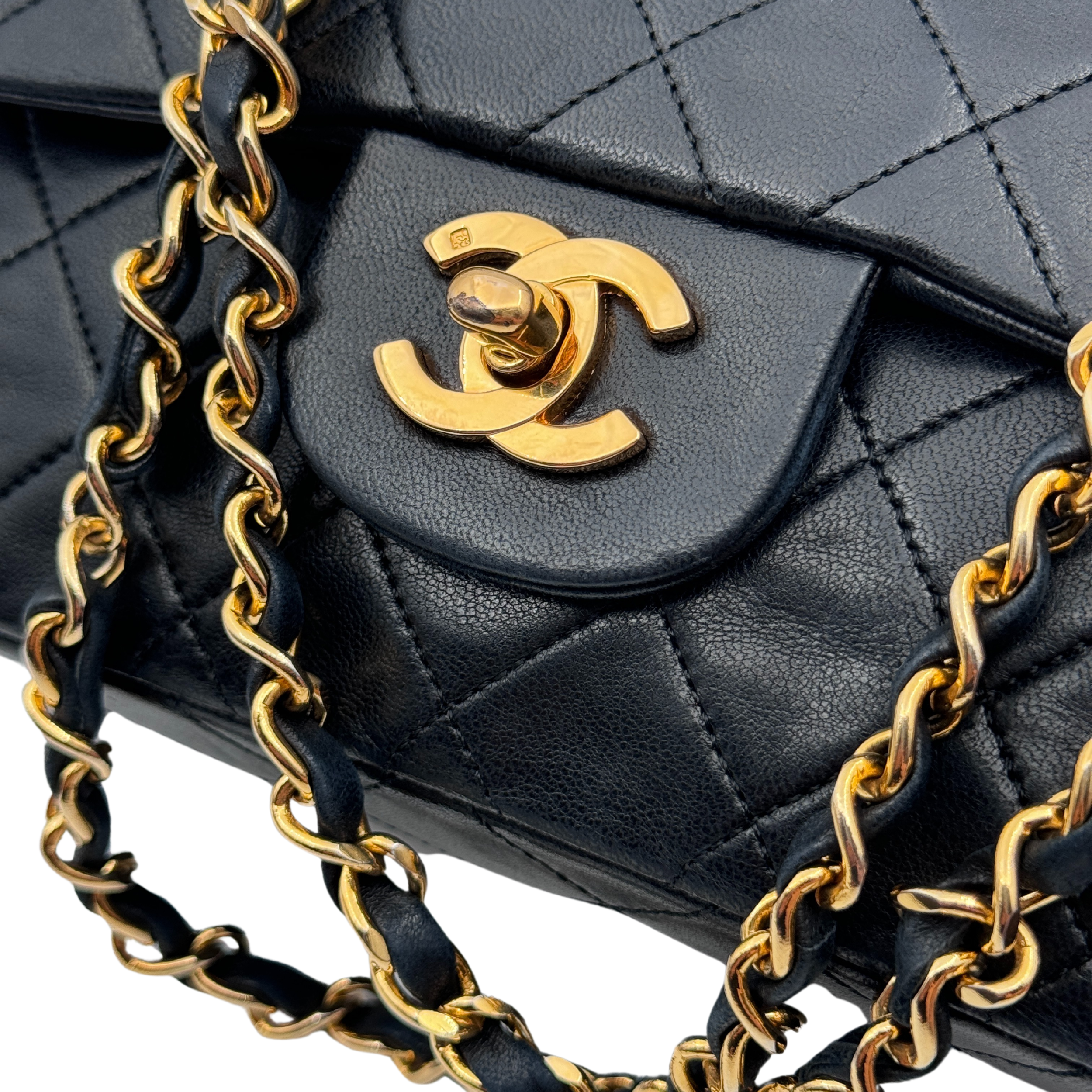 CLASSIC TIMELESS SMALL DOUBLE FLAP - CHANEL Lola Collective