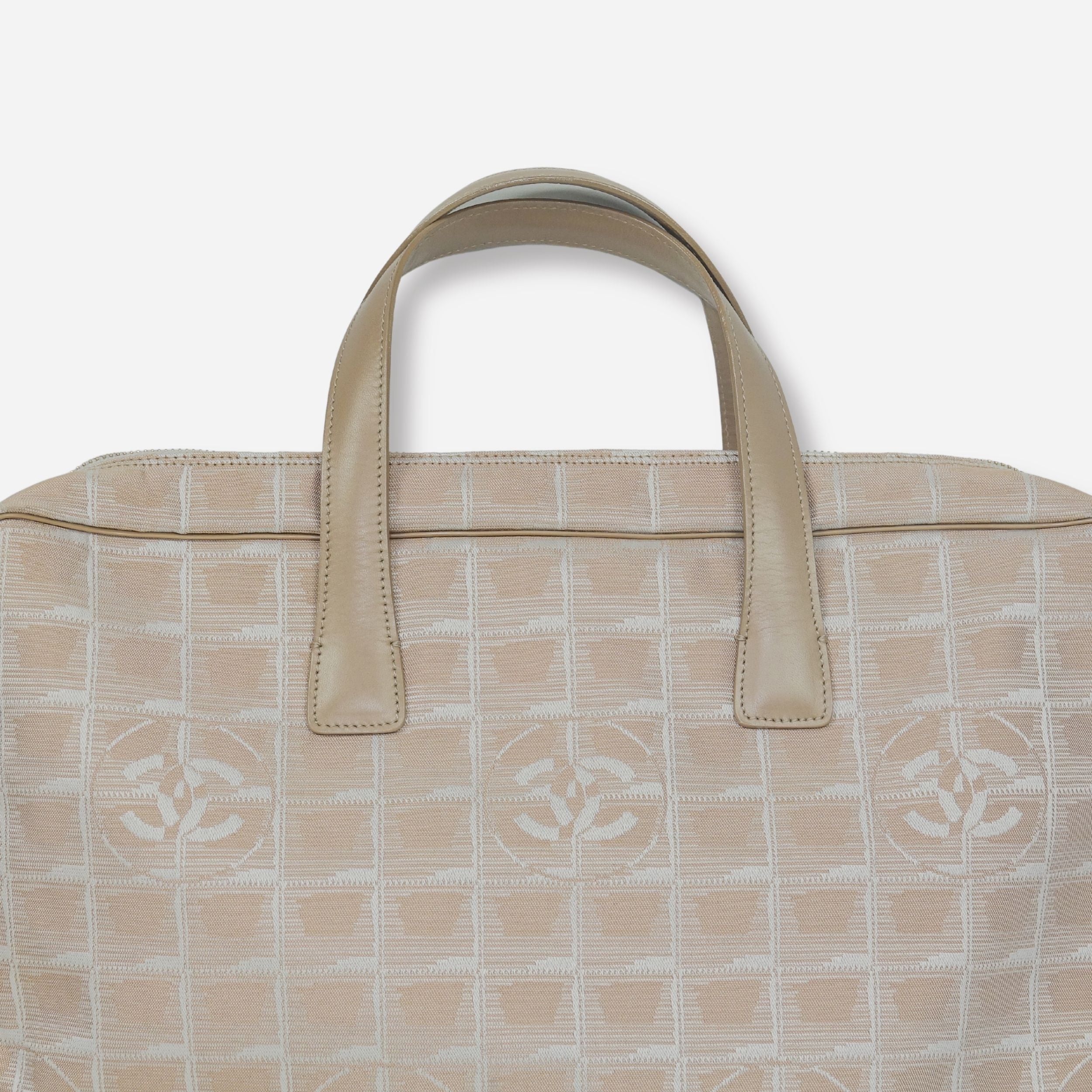 8 heures shopping tote - chanel Lola Collective