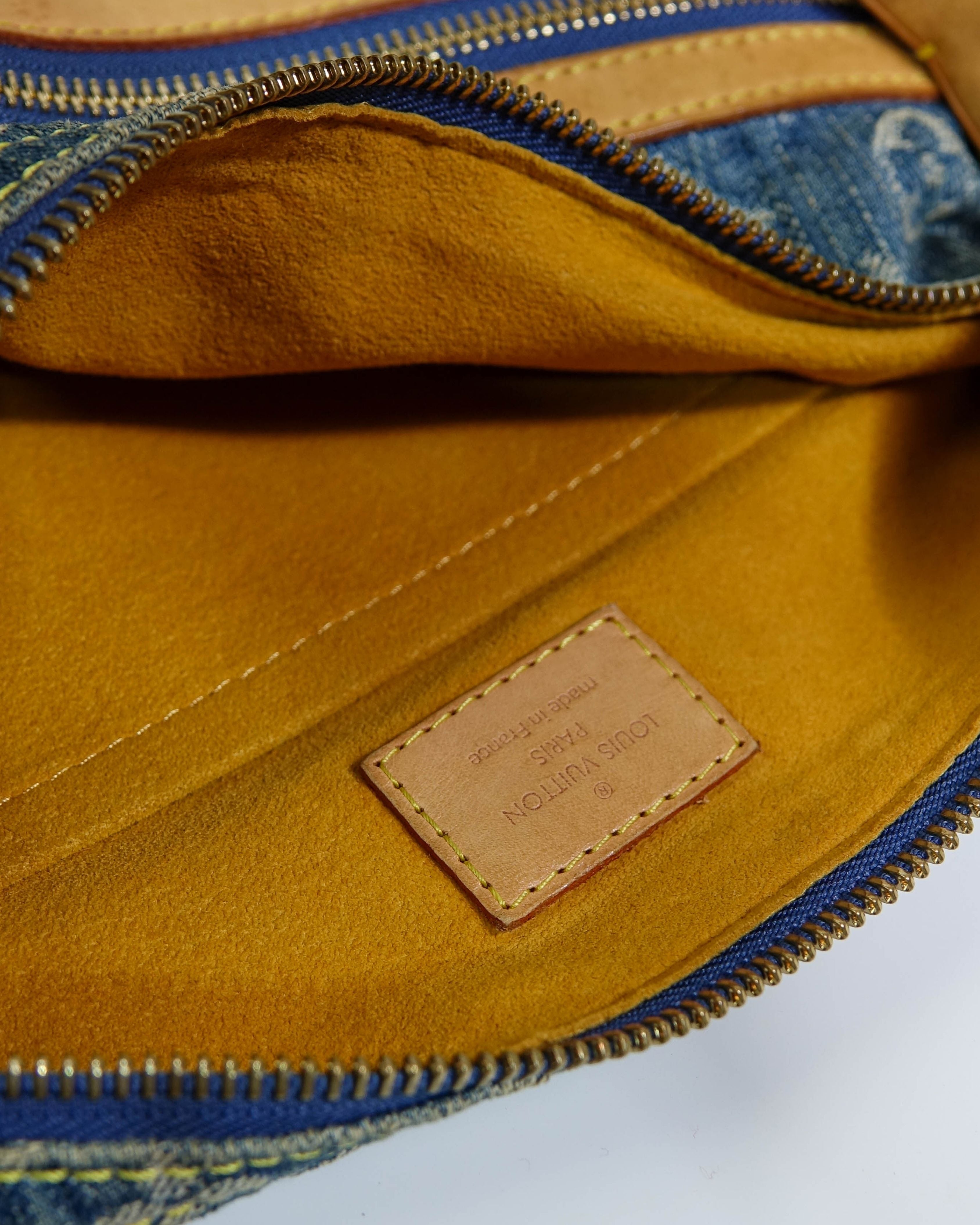 Sac Louis Vuitton Baggy Jeans – Bleu Lola Collective