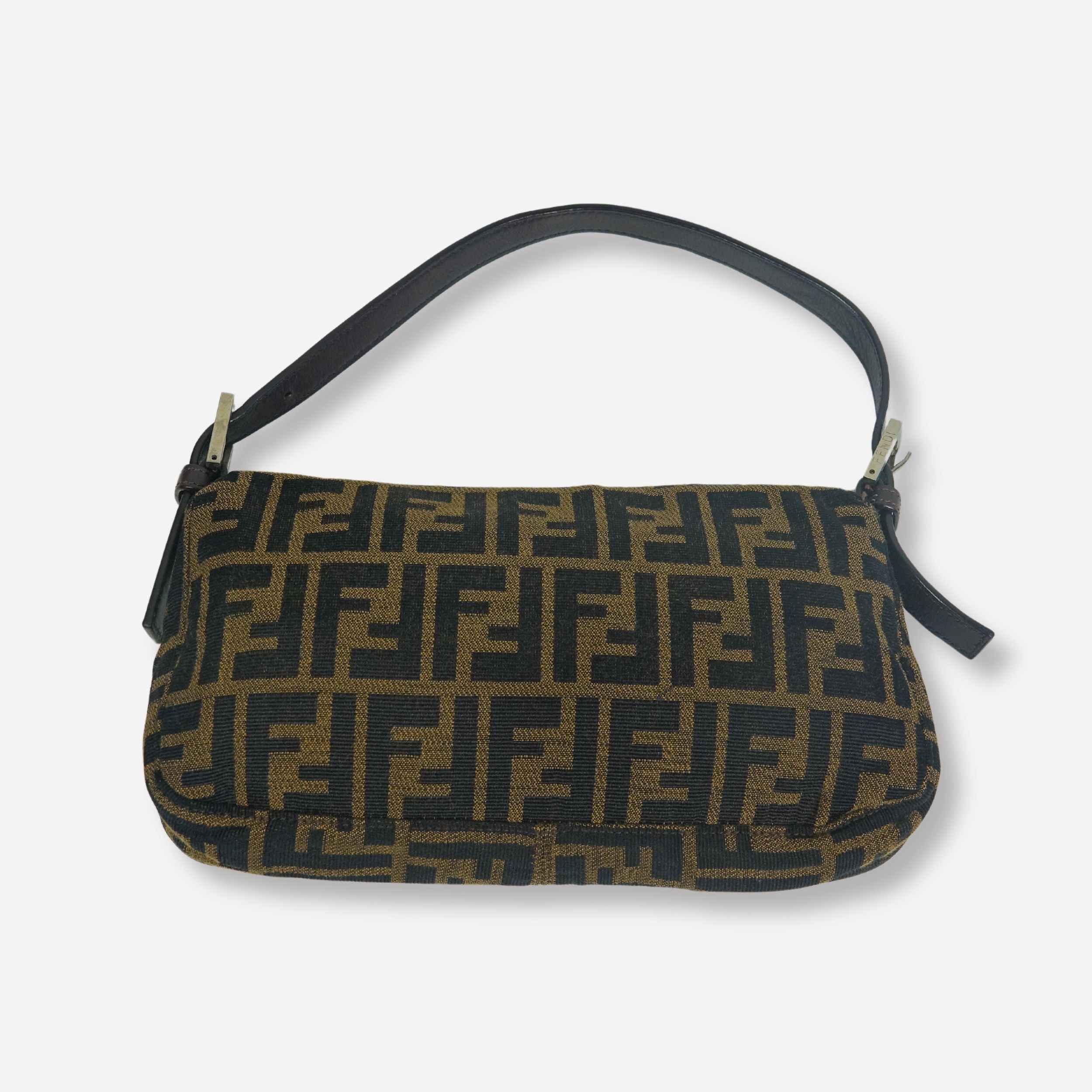 CLASSIC BAGUETTE - FENDI Lola Collective