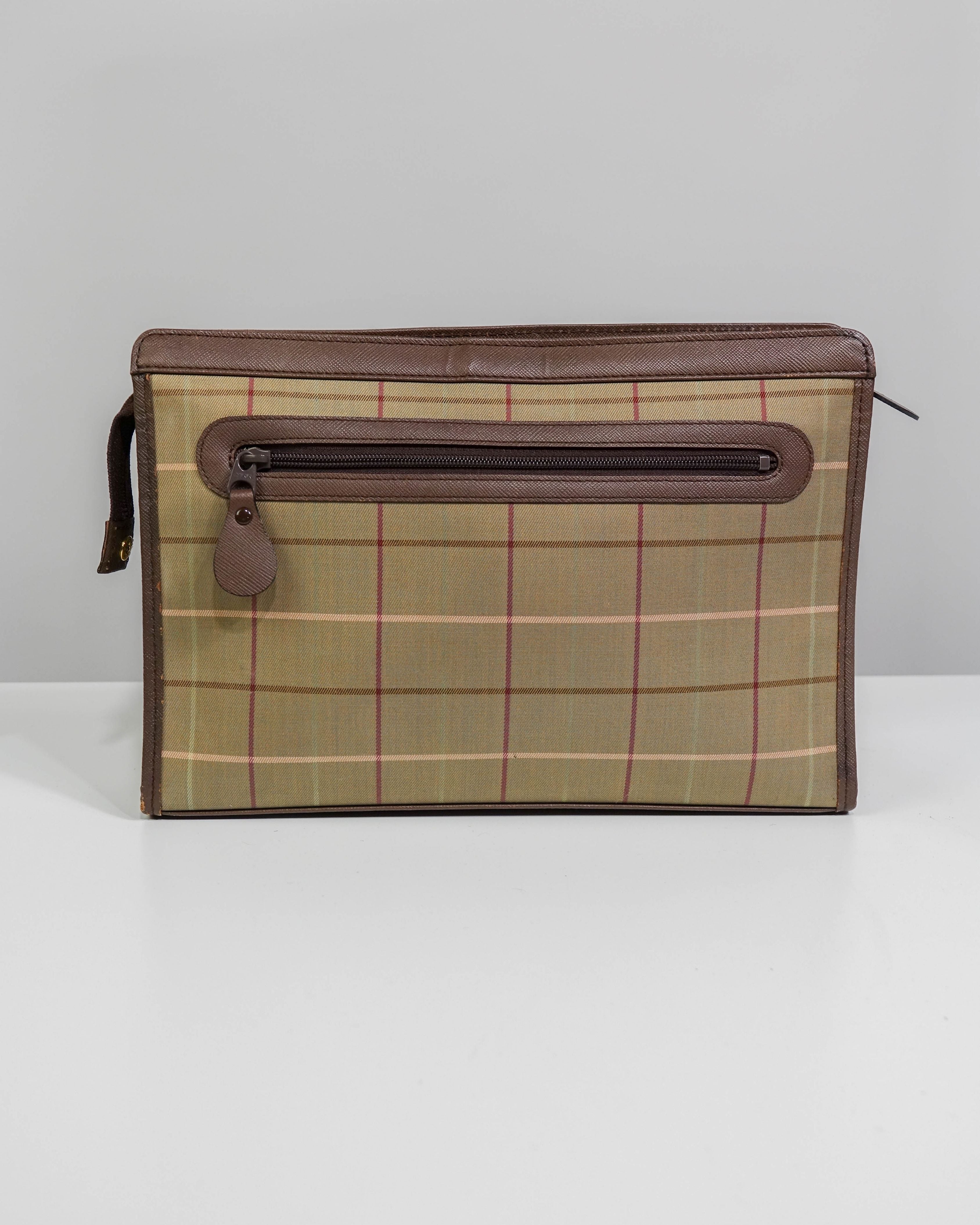 Pochette trousse de toilette en toile à carreaux Burberry Lola Collective