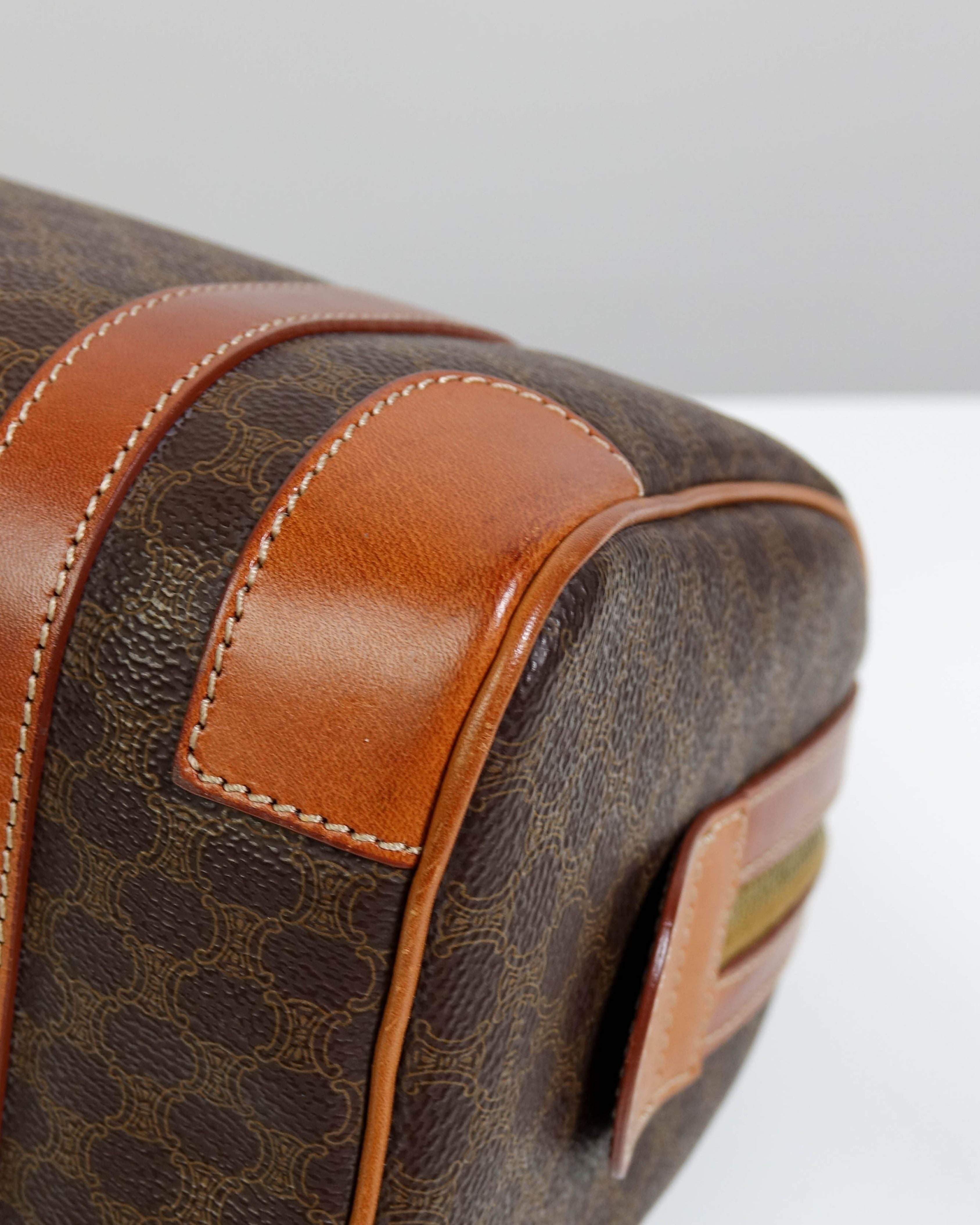 Sac Boston Céline en toile macadam Lola Collective