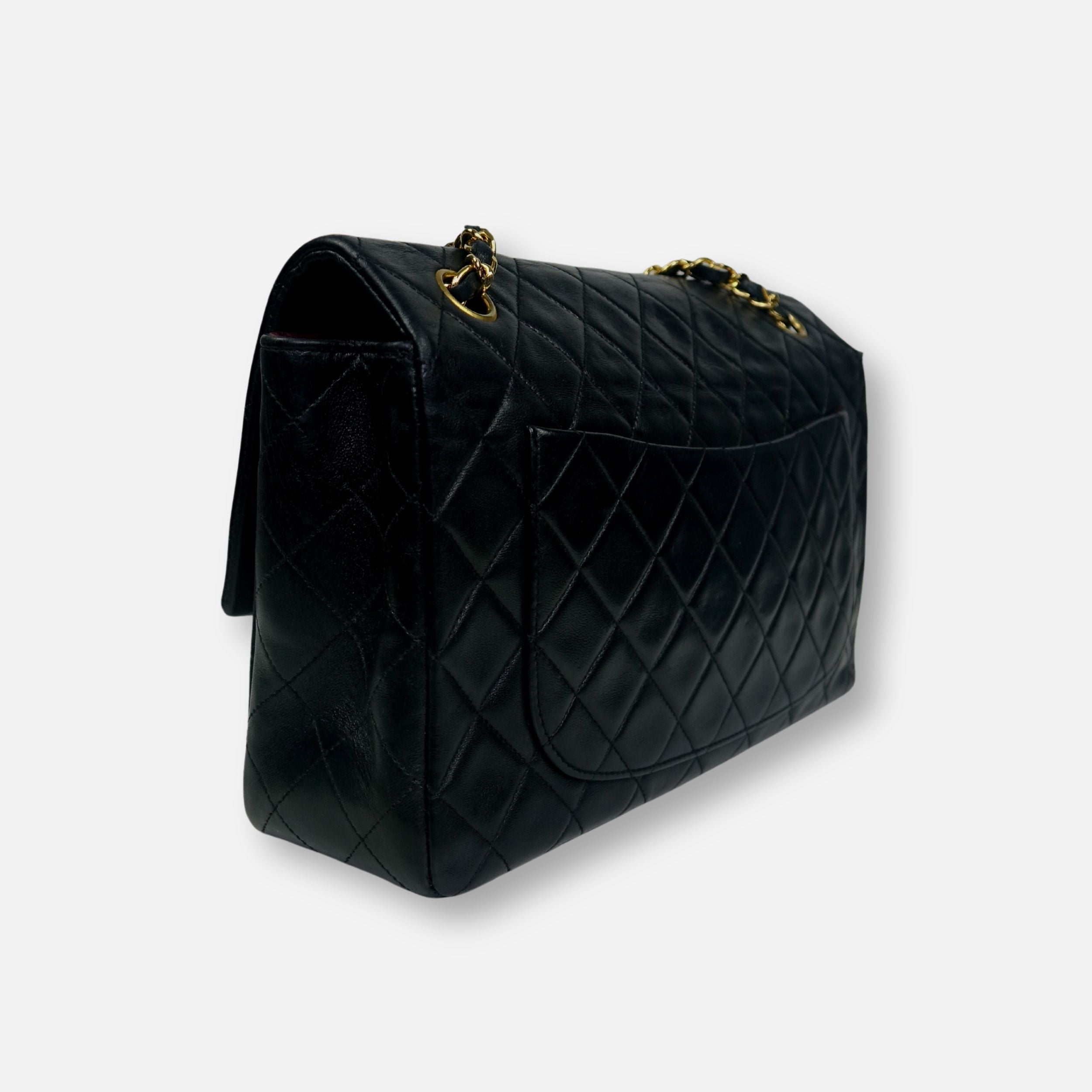 CLASSIC  MEDIUM SIMPLE FLAP - CHANEL Lola Collective