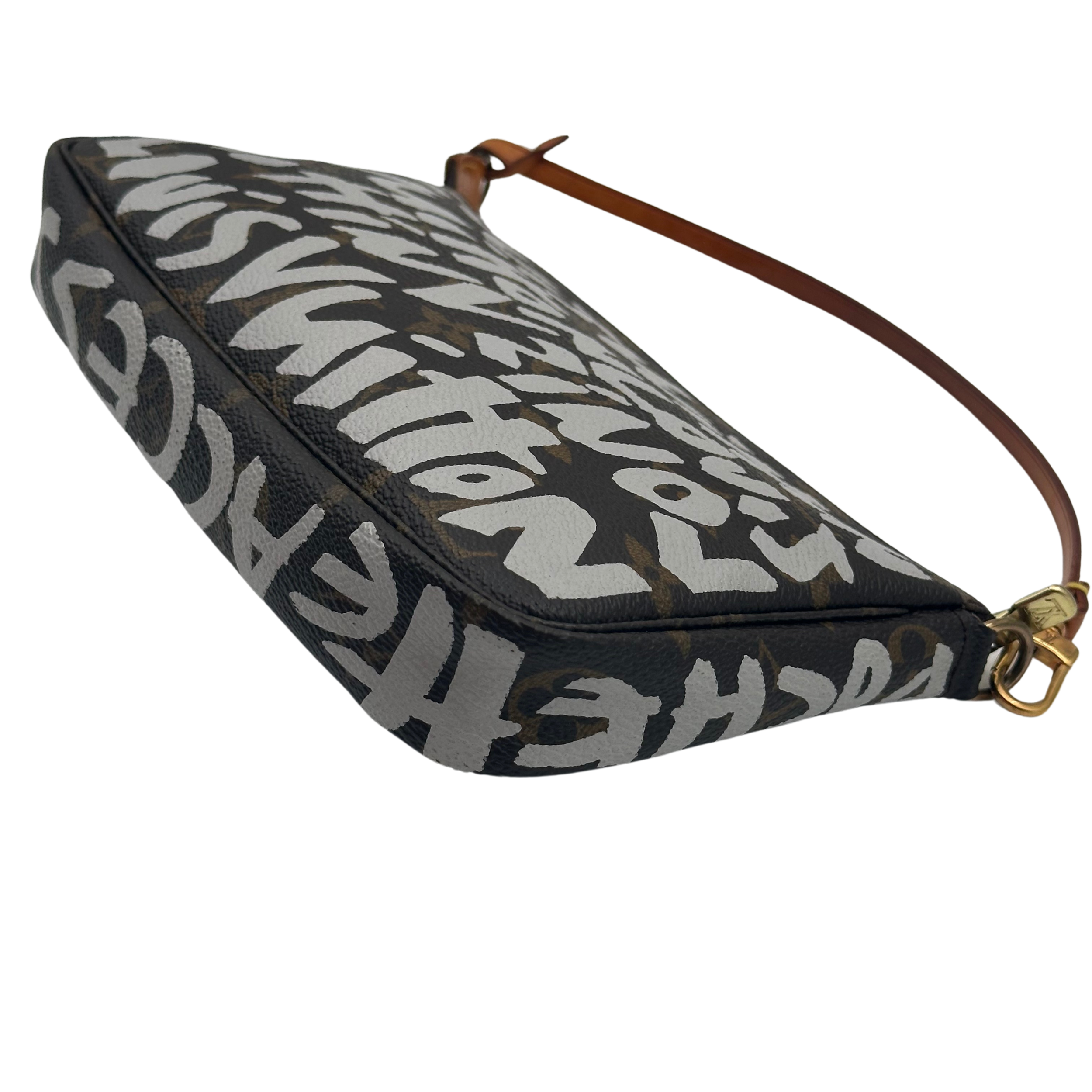 POCHETTE ACCESSOIRES GRAFFITI - LOUIS VUITTON Lola Collective