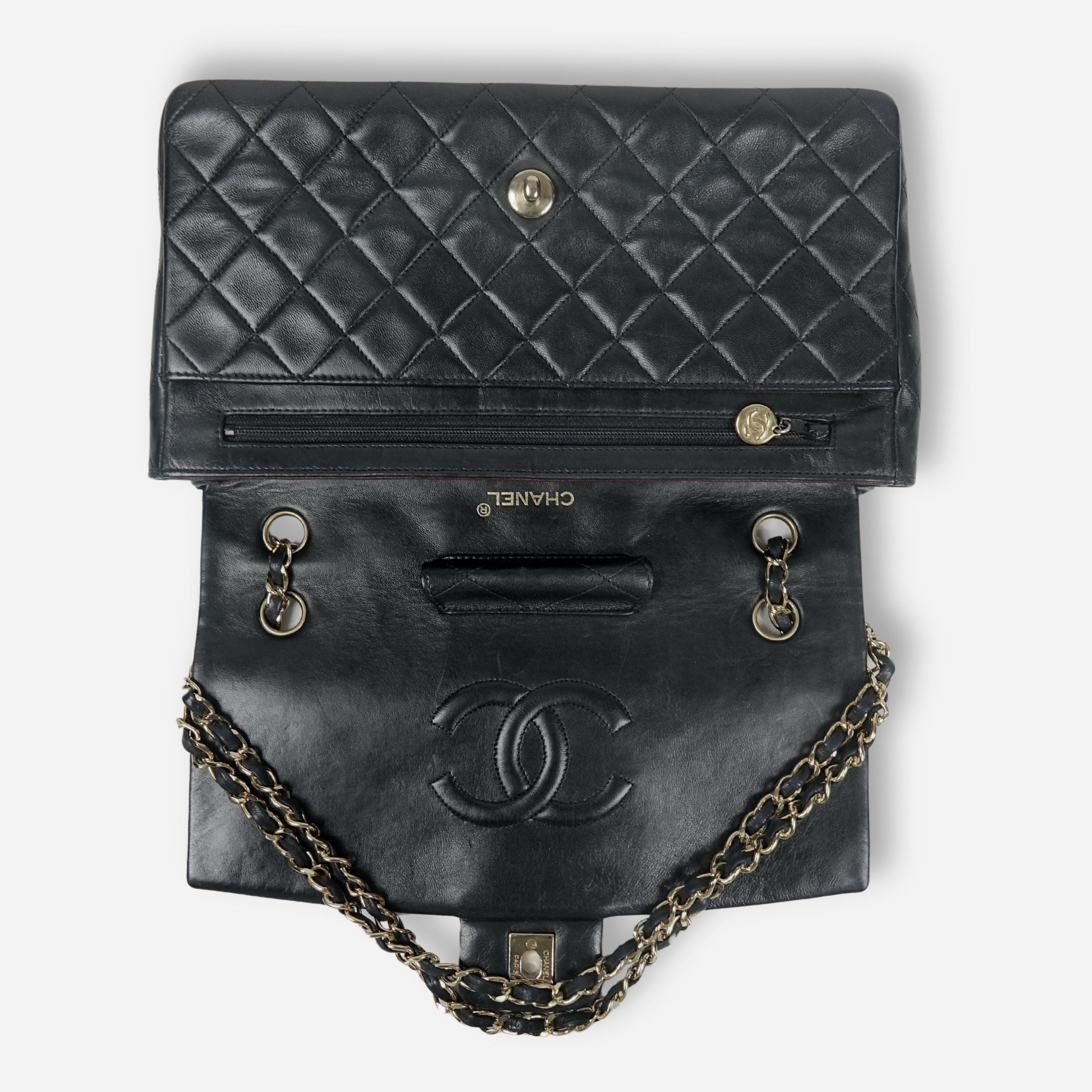 CLASSIC  MEDIUM SIMPLE FLAP - CHANEL Lola Collective