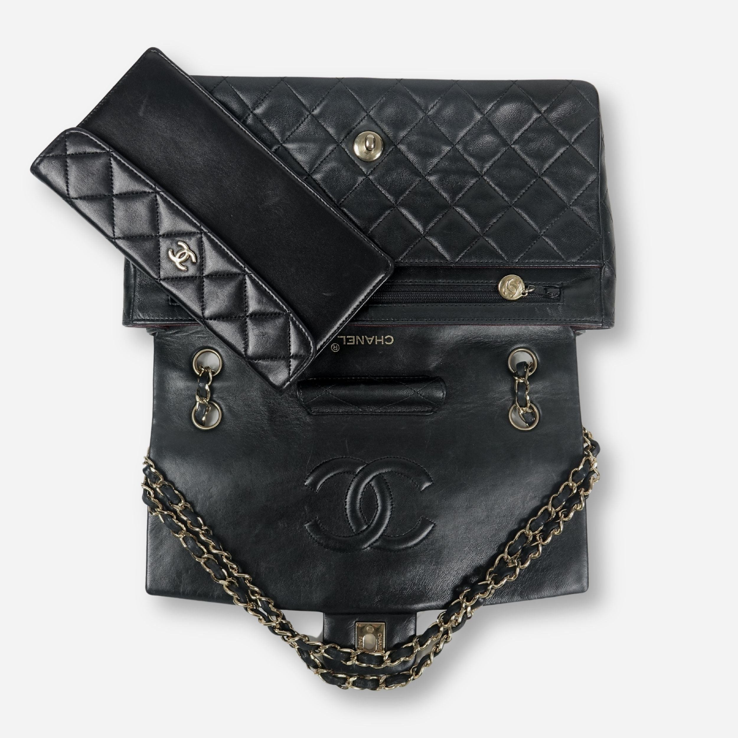 CLASSIC  MEDIUM SIMPLE FLAP - CHANEL Lola Collective