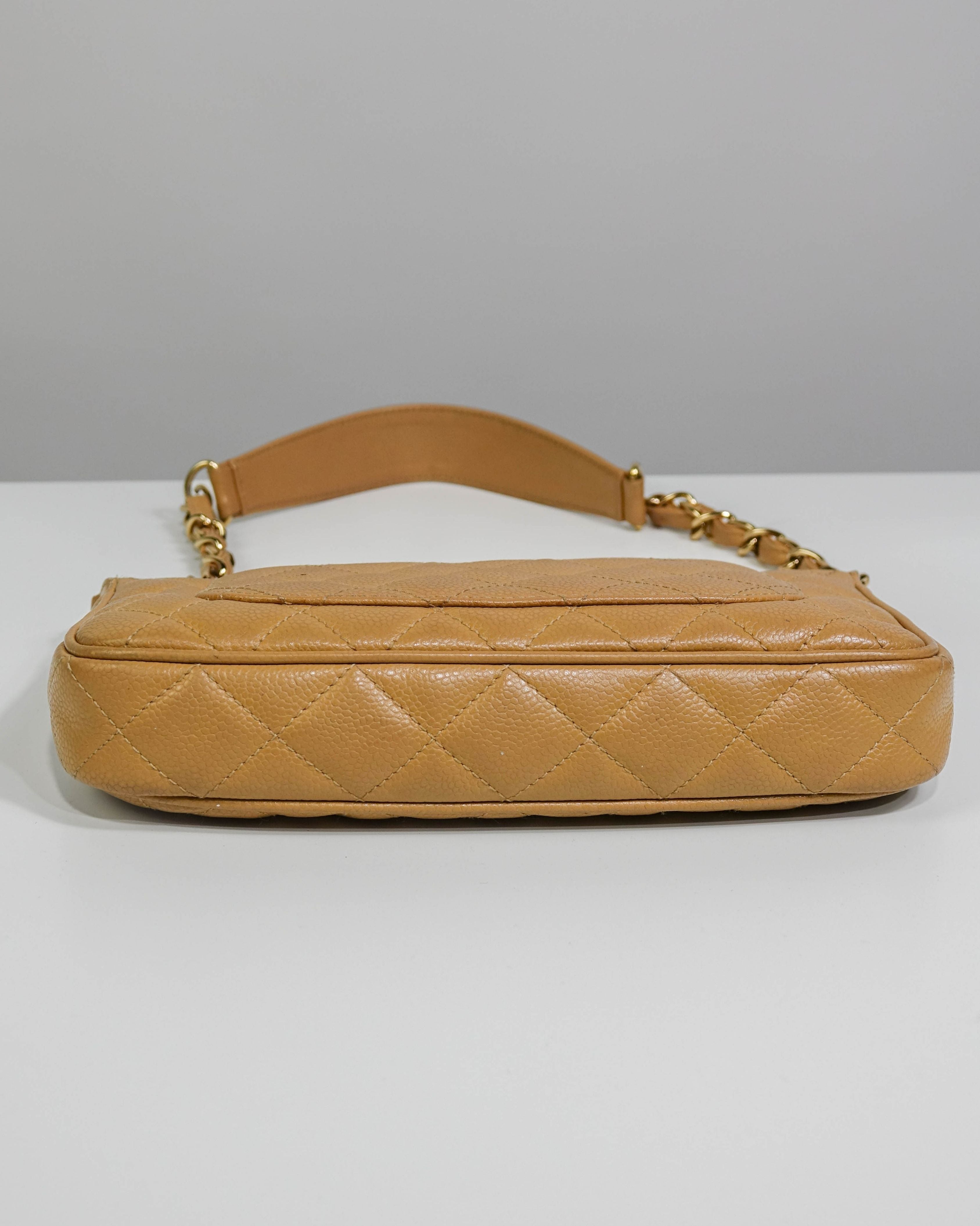 Chanel Sac Épaule Cuir Caviar – Beige Lola Collective