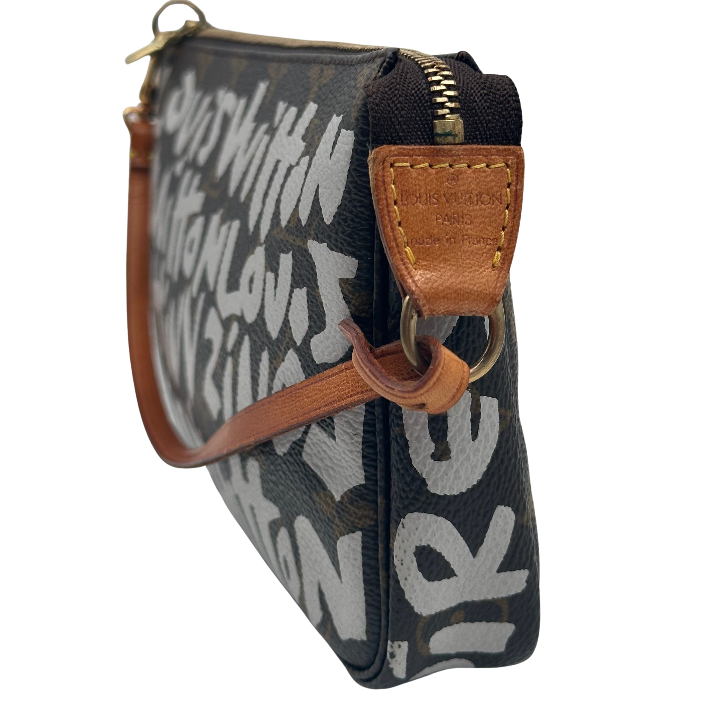 POCHETTE ACCESSOIRES GRAFFITI - LOUIS VUITTON Lola Collective