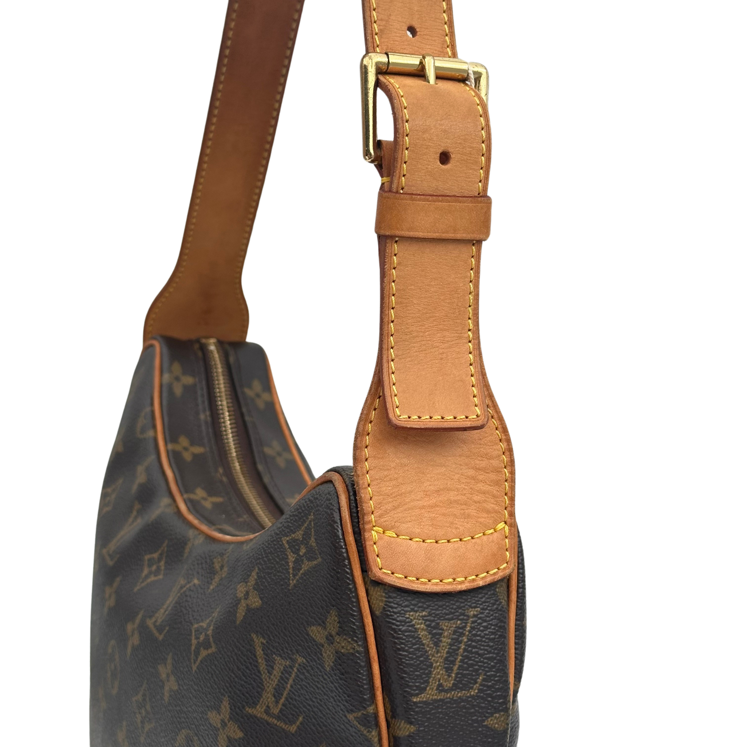 Croissant MM - Louis Vuitton Lola Collective