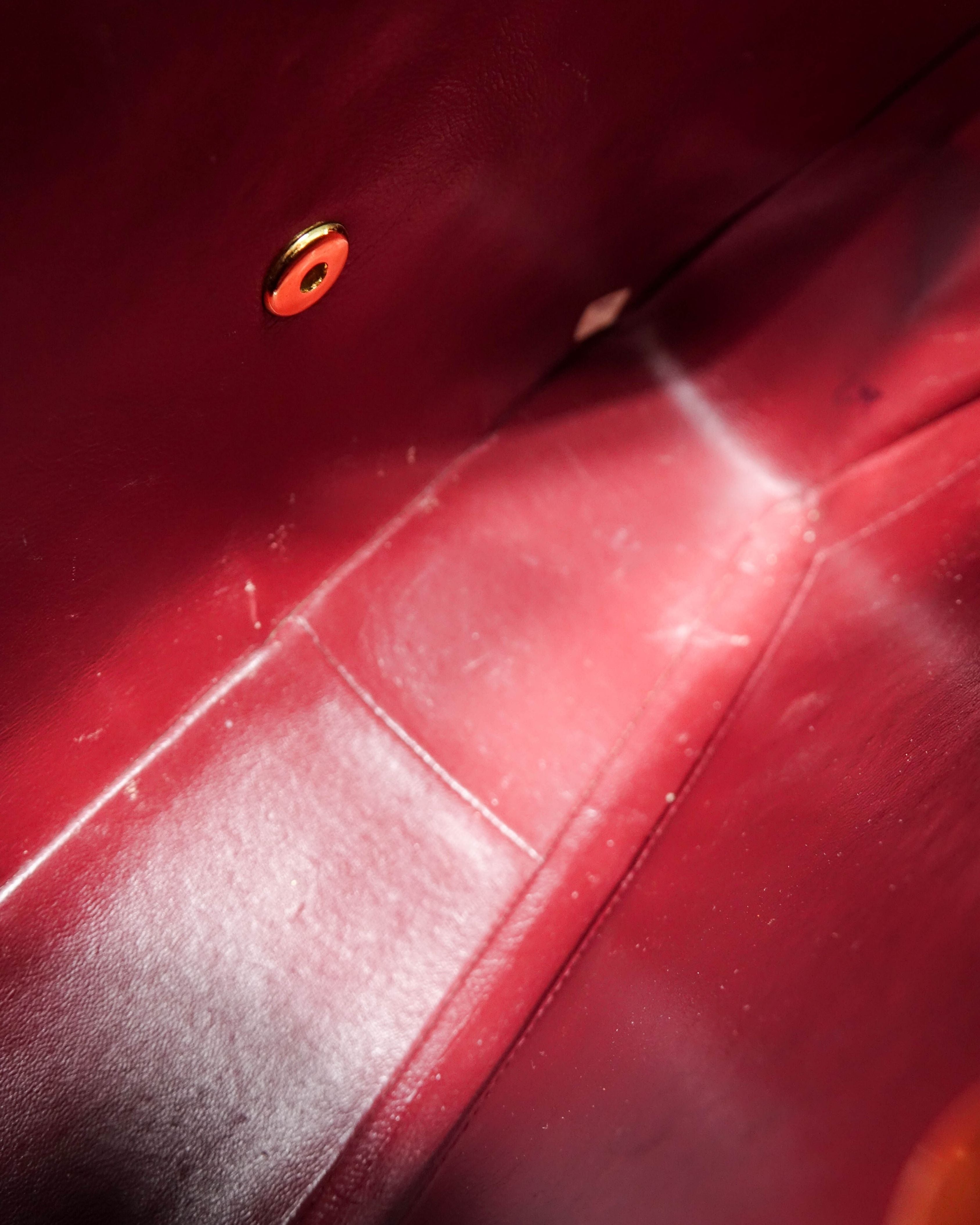 Sac Classic Timeless Chanel en cuir d'agneau - Noir Lola Collective