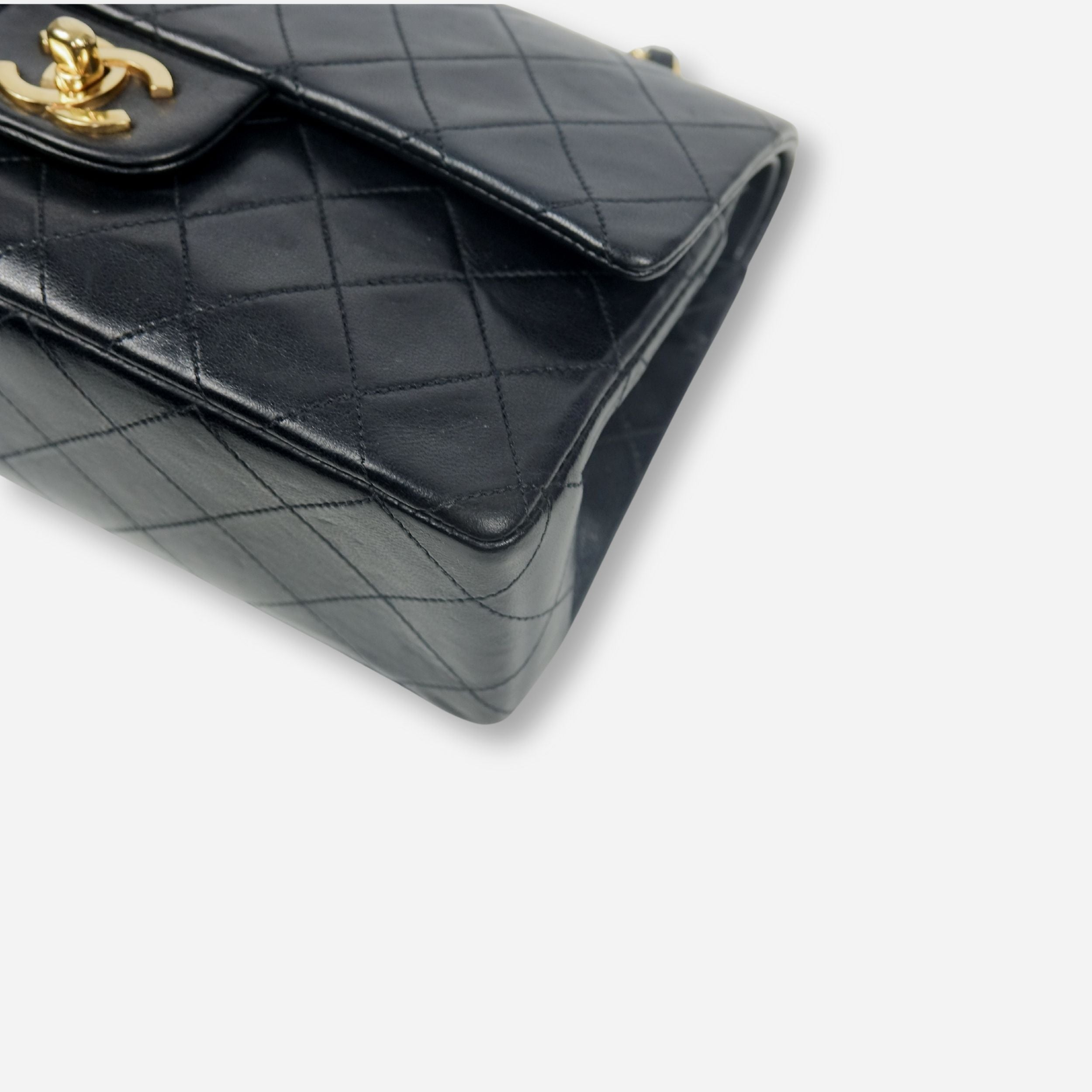 CLASSIC TIMELESS SMALL DOUBLE FLAP - CHANEL Lola Collective