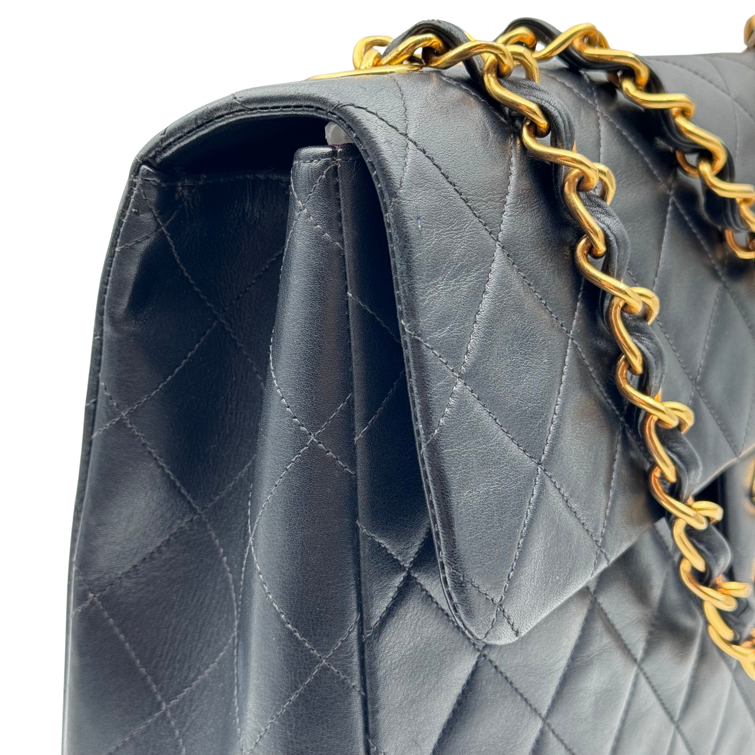 CLASSIC TIMELESS MAXI - CHANEL Lola Collective