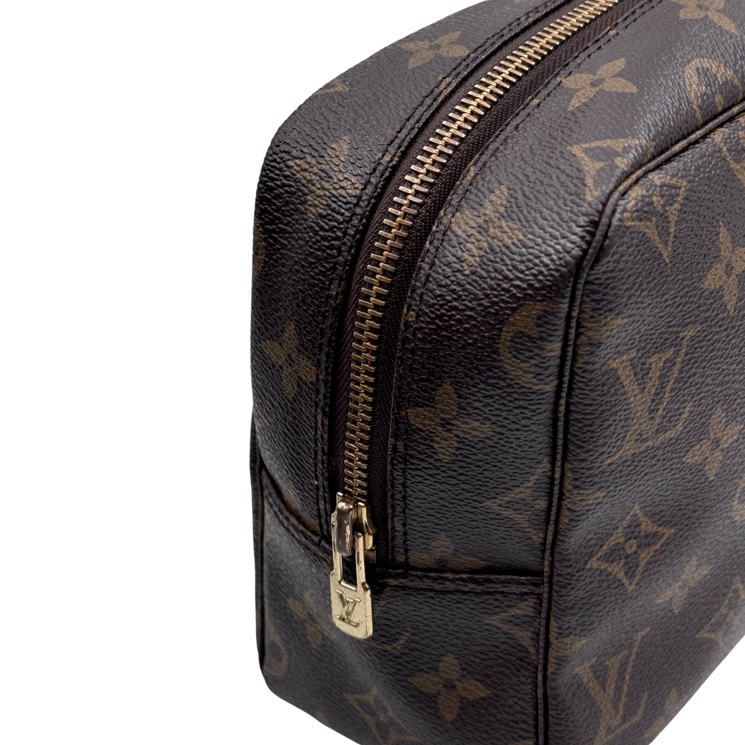 TROUSSE TOILETTE 28 - LOUIS VUITTON Lola Collective