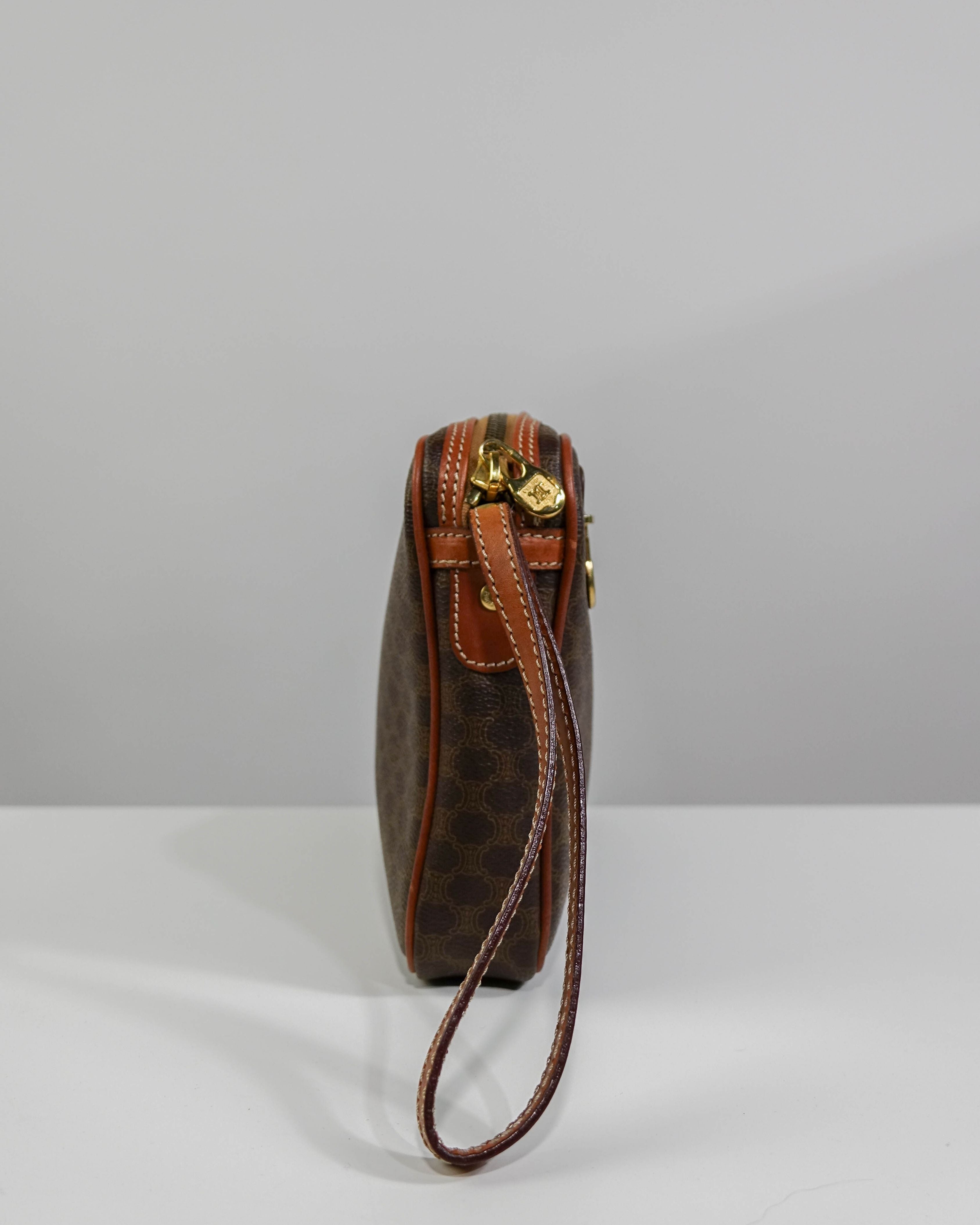 Céline trousse Macadam - beige Lola Collective