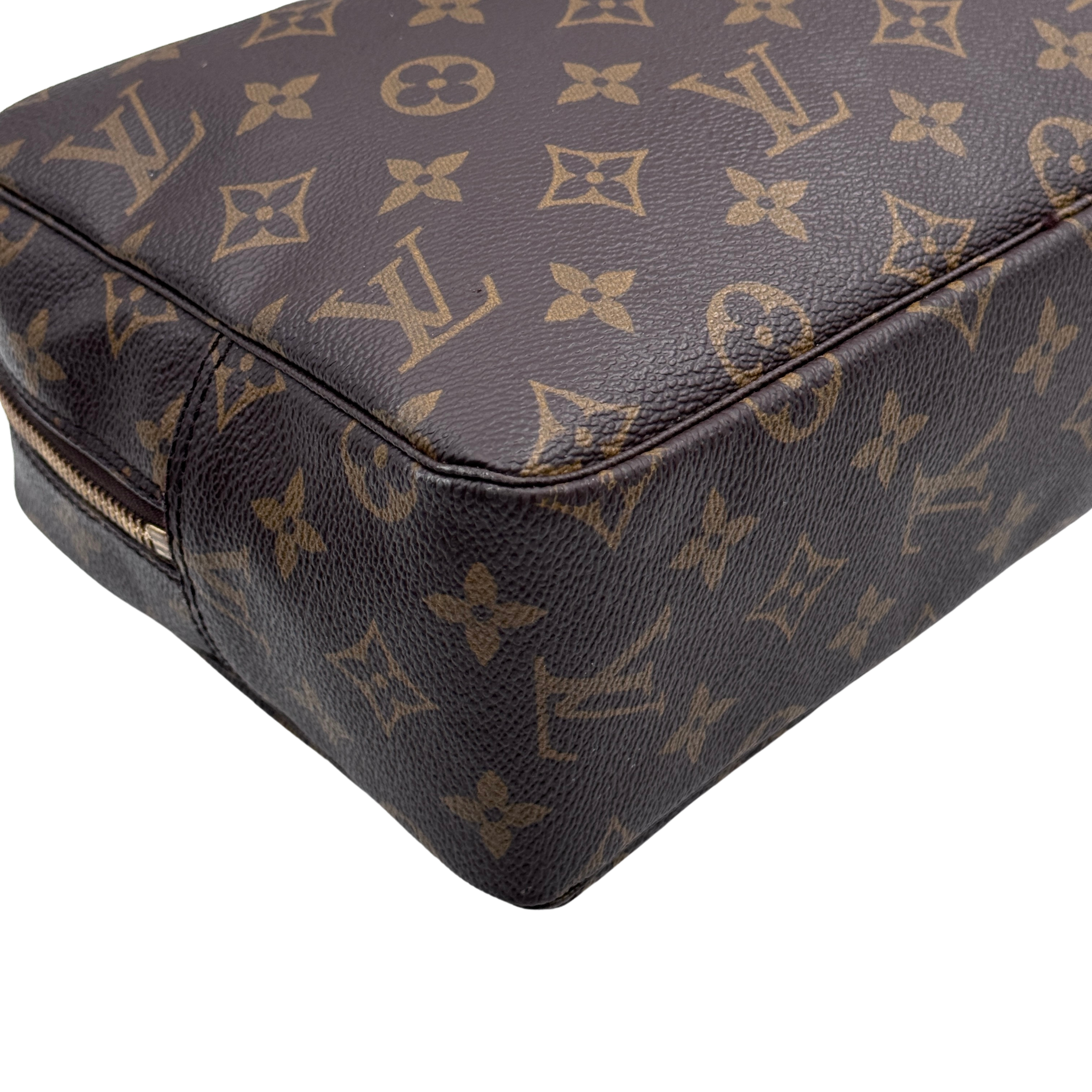 TROUSSE TOILETTE 28 - LOUIS VUITTON Lola Collective