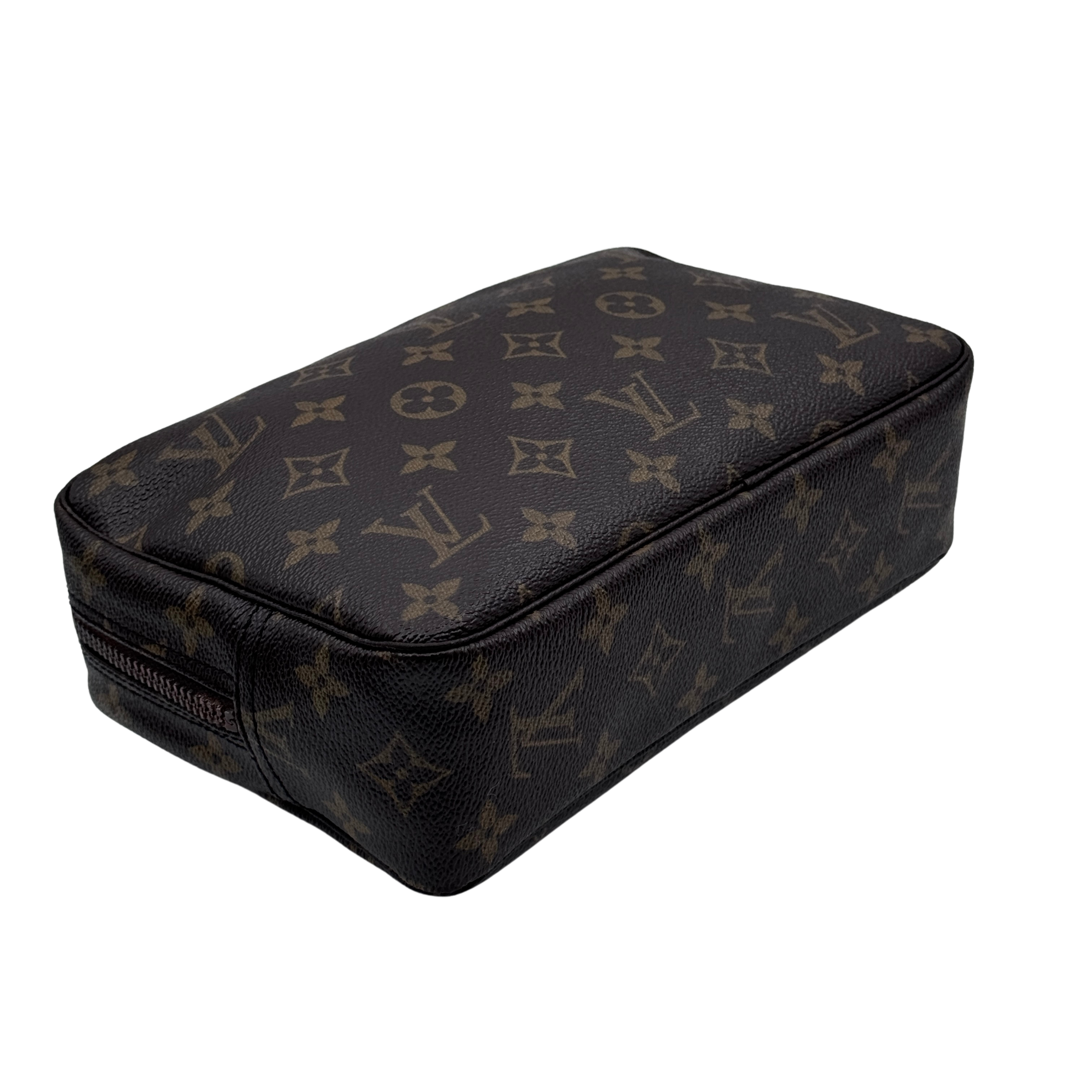 TROUSSE TOILETTE 23 - LOUIS VUITTON Lola Collective