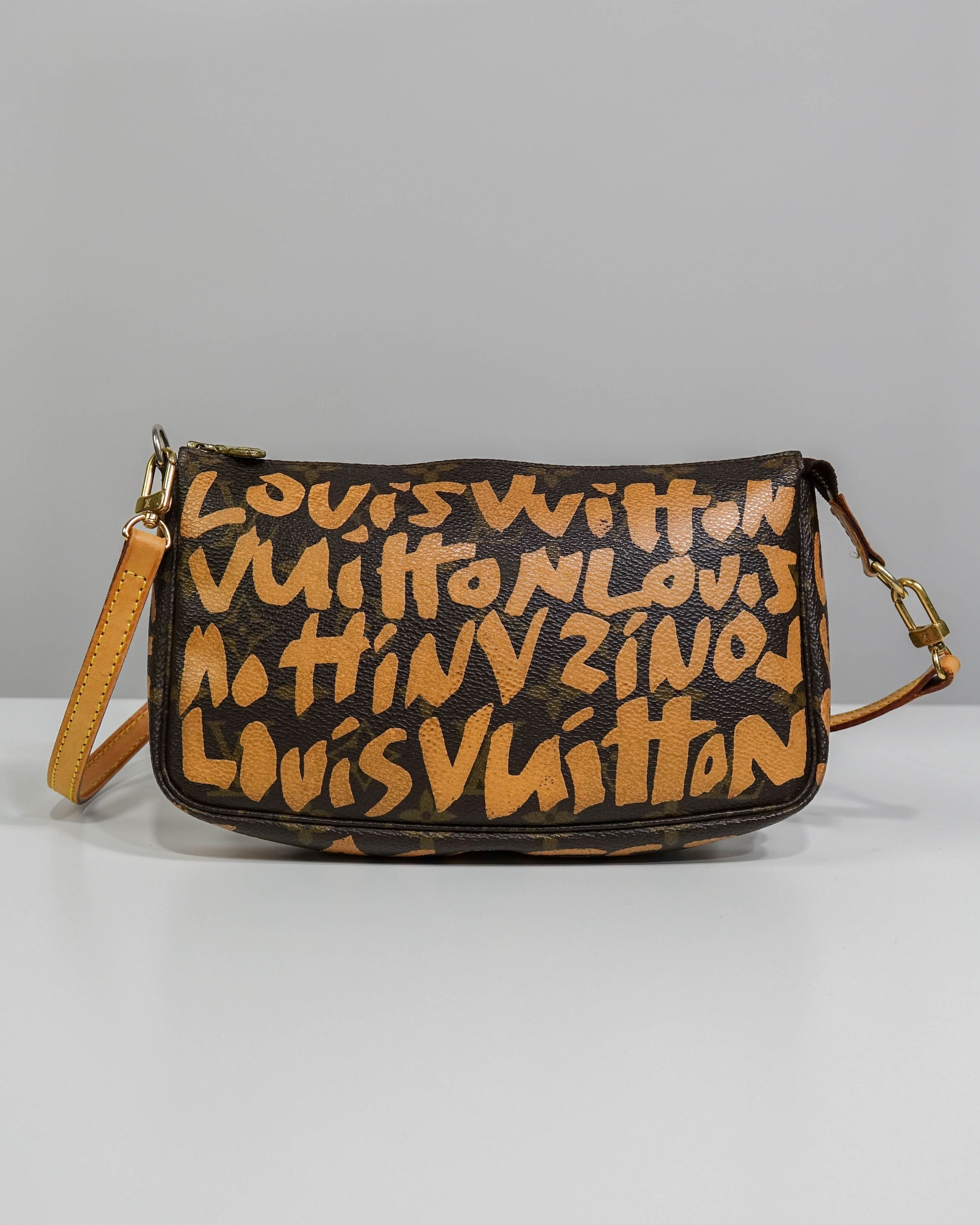 Pochette Accessoires Louis Vuitton Monogram Graffiti Orange – Stephen Sprouse Lola Collective