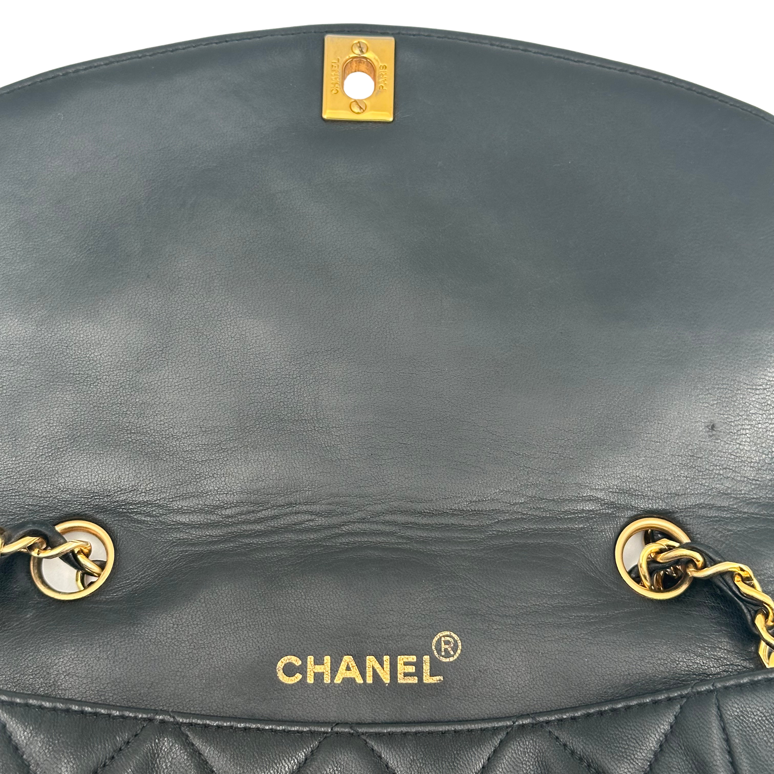 CLASSIC DIANA SMALL - CHANEL Lola Collective