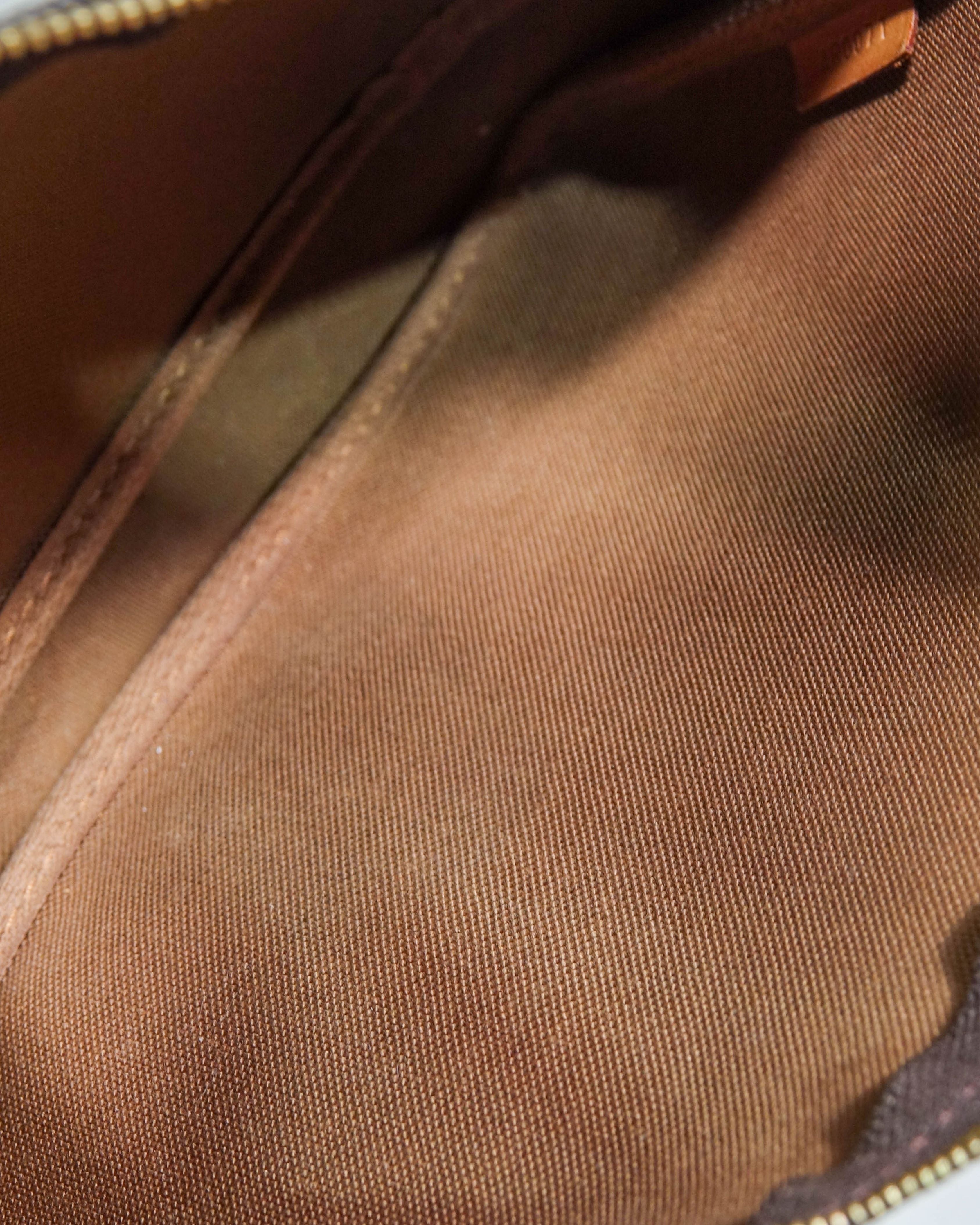 Pochette Accessoires Louis Vuitton Monogram Graffiti Orange – Stephen Sprouse Lola Collective