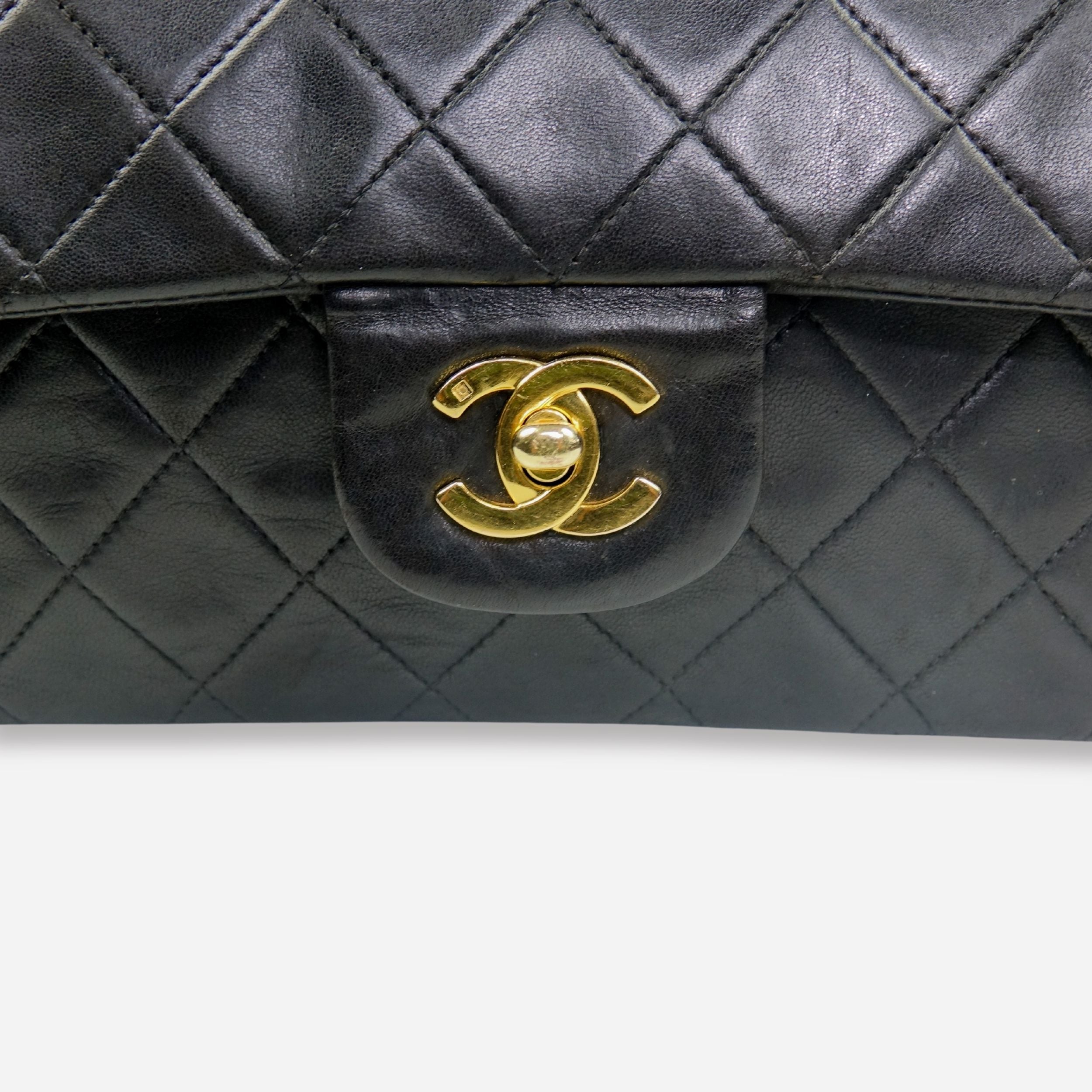 CLASSIC TIMELESS MEDIUM DOUBLE FLAP - CHANEL Lola Collective