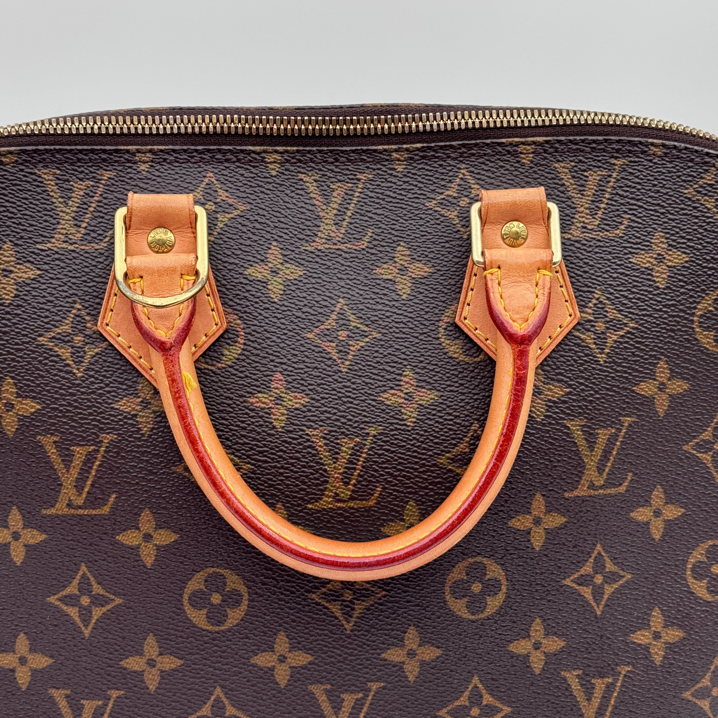 ALMA GM - LOUIS VUITTON Lola Collective