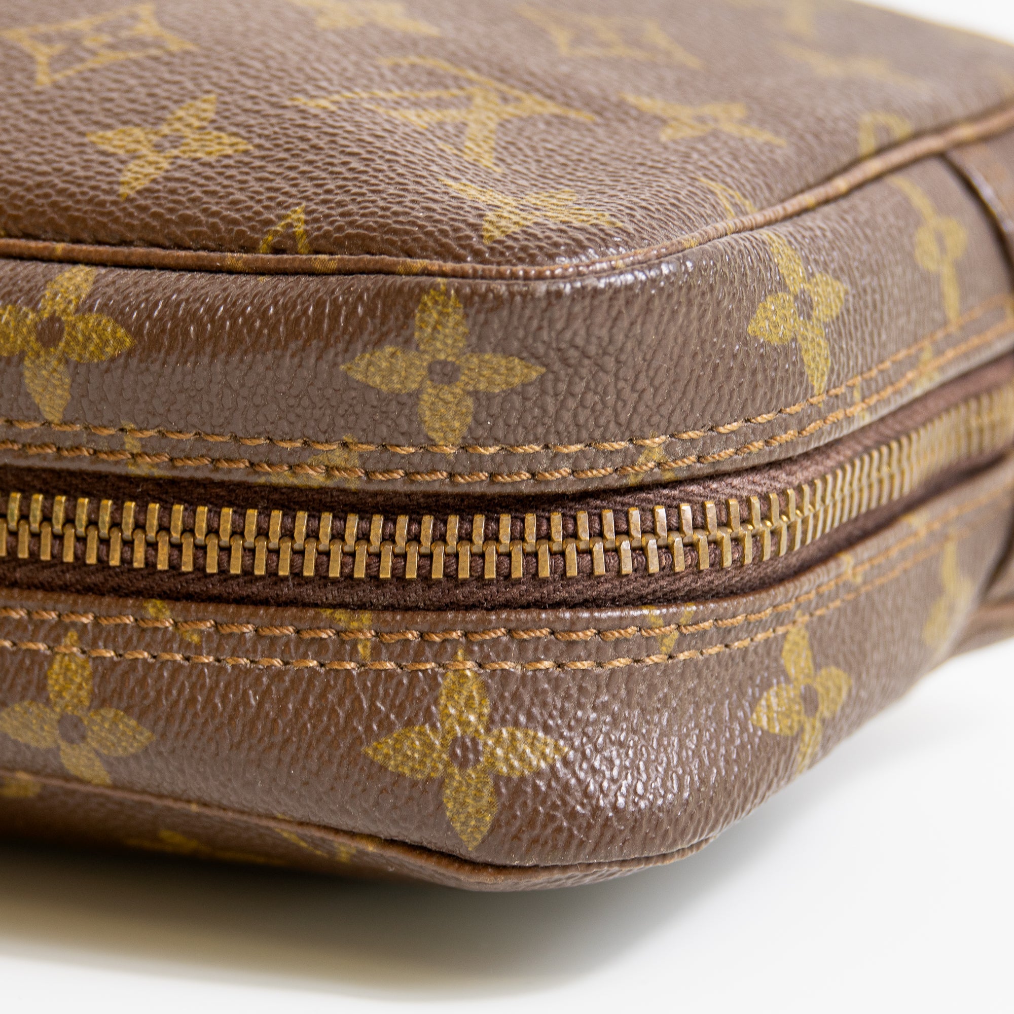 Louis Vuitton Trousse Toilette 23 Monogram Lola Collective