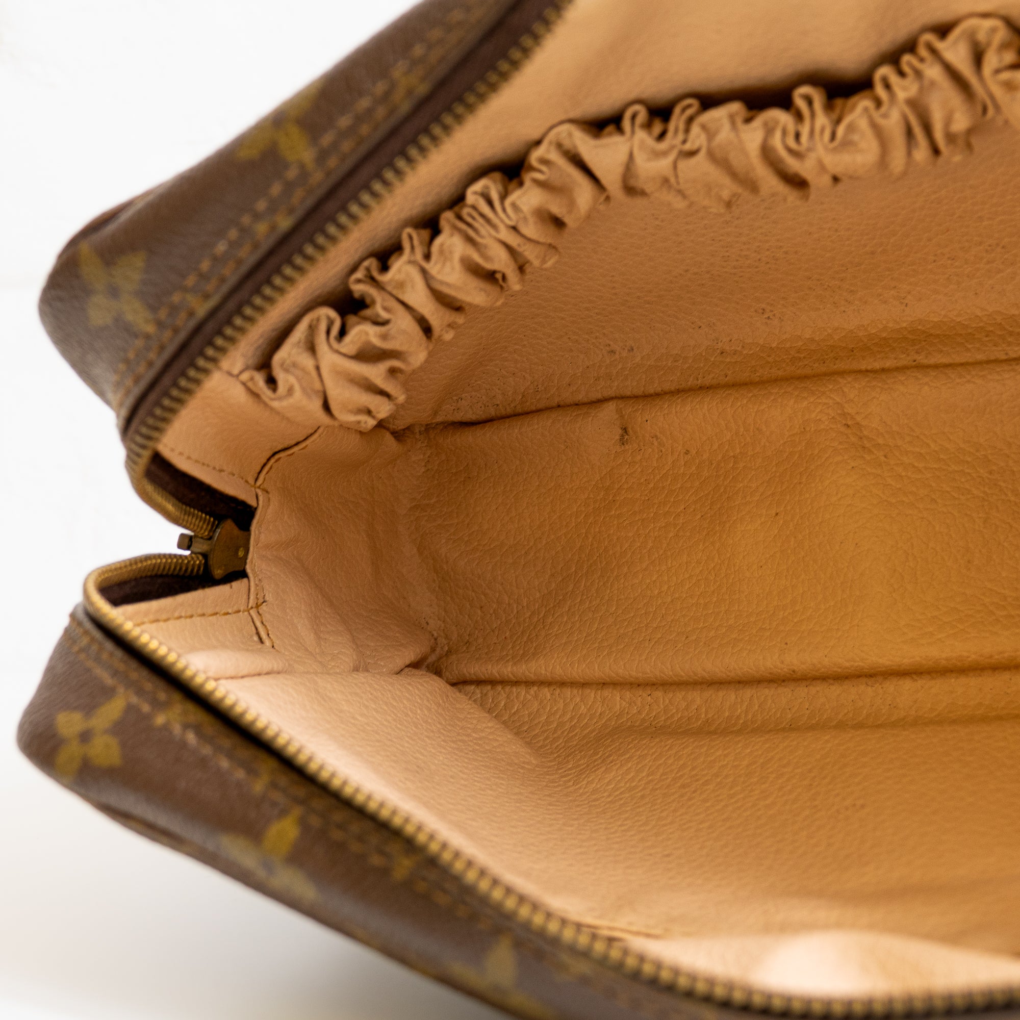 Louis Vuitton Trousse Toilette 23 Monogram Lola Collective