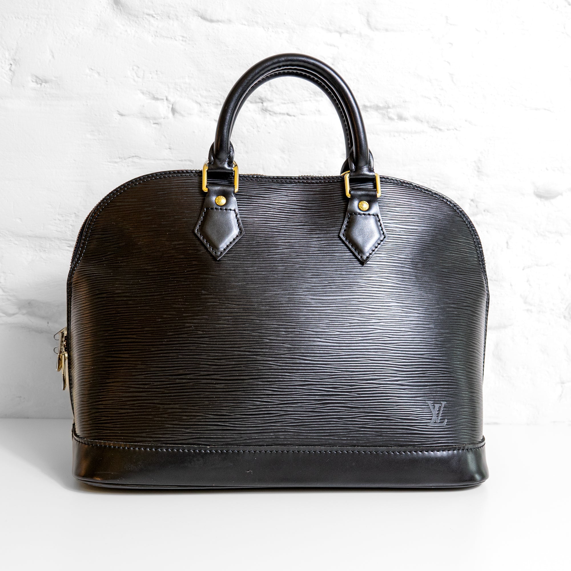 Louis Vuitton Alma GM épi noir Lola Collective