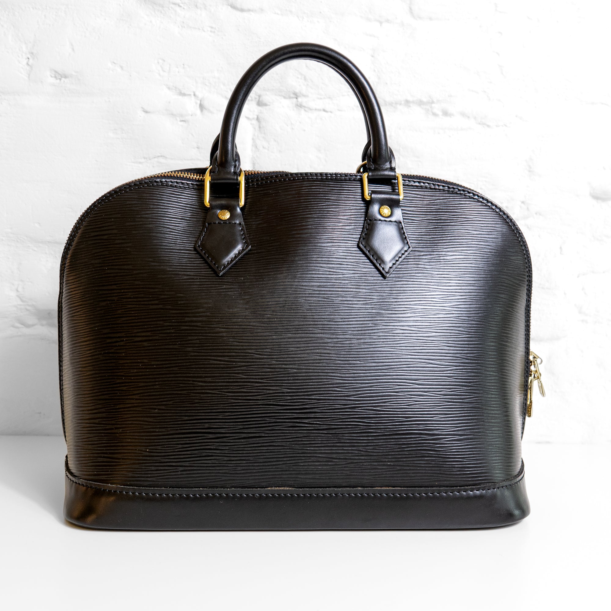 Louis Vuitton Alma GM épi noir Lola Collective