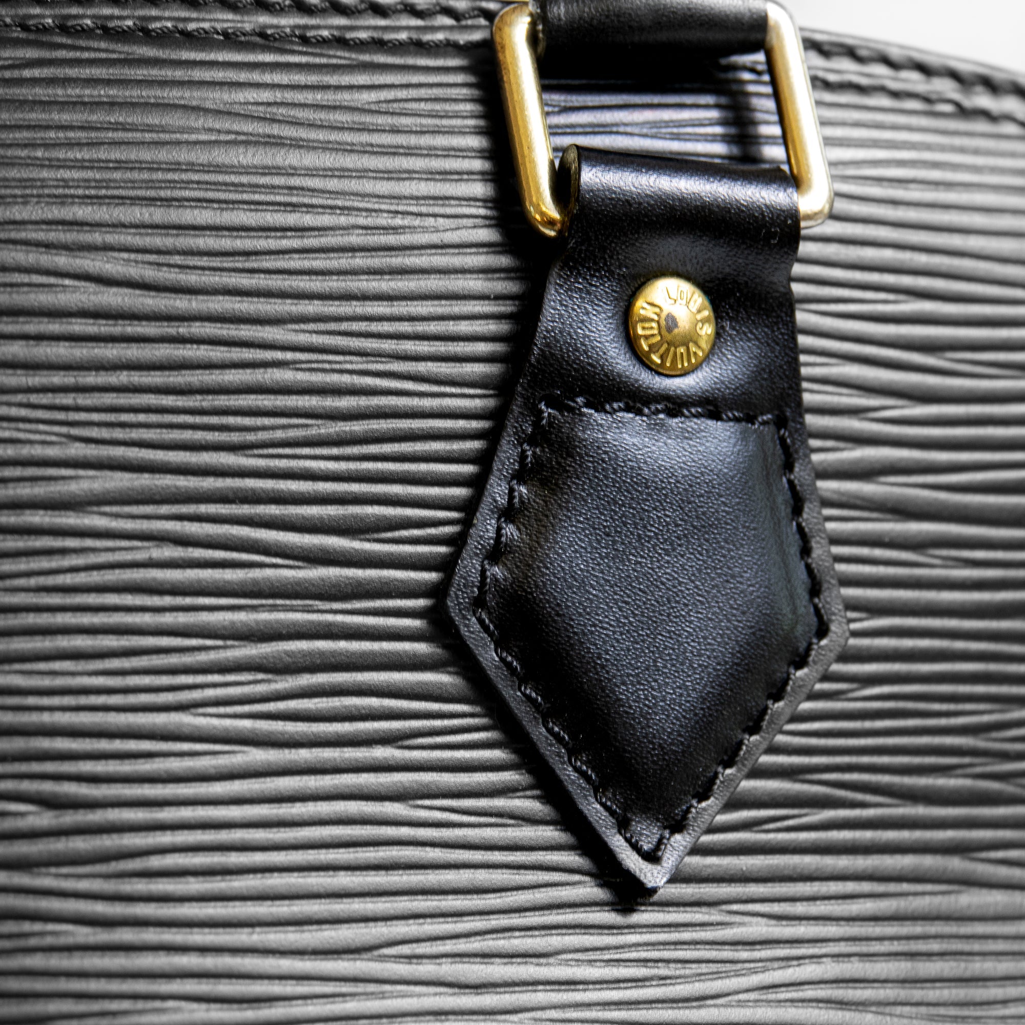 Louis Vuitton Alma GM épi noir Lola Collective