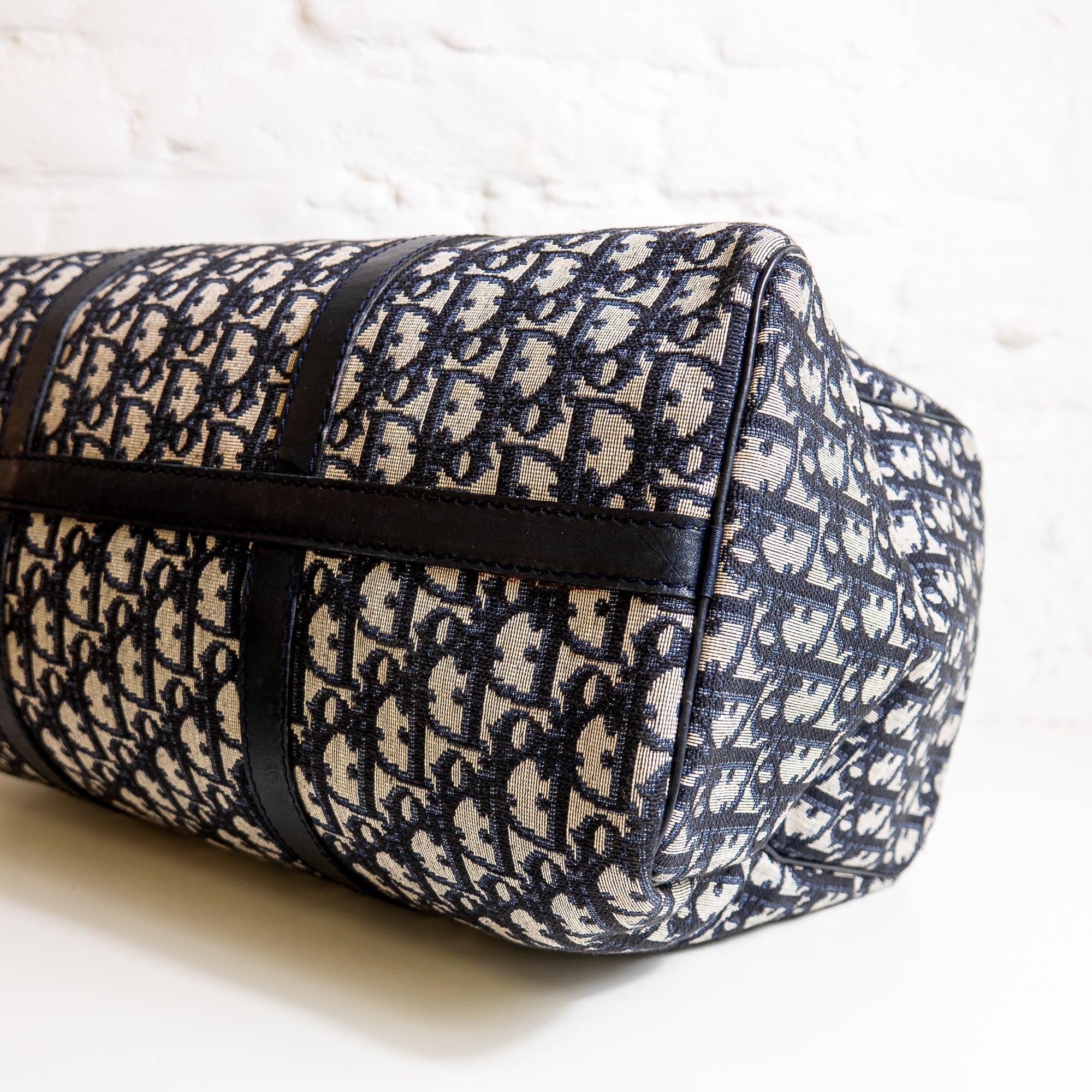 Dior Boston 40 toile Trotter navy et cuir Lola Collective