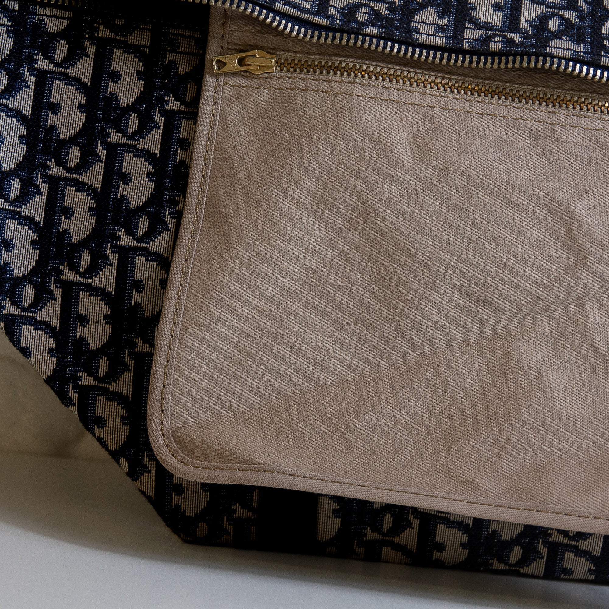 Dior Boston 40 toile Trotter navy et cuir Lola Collective