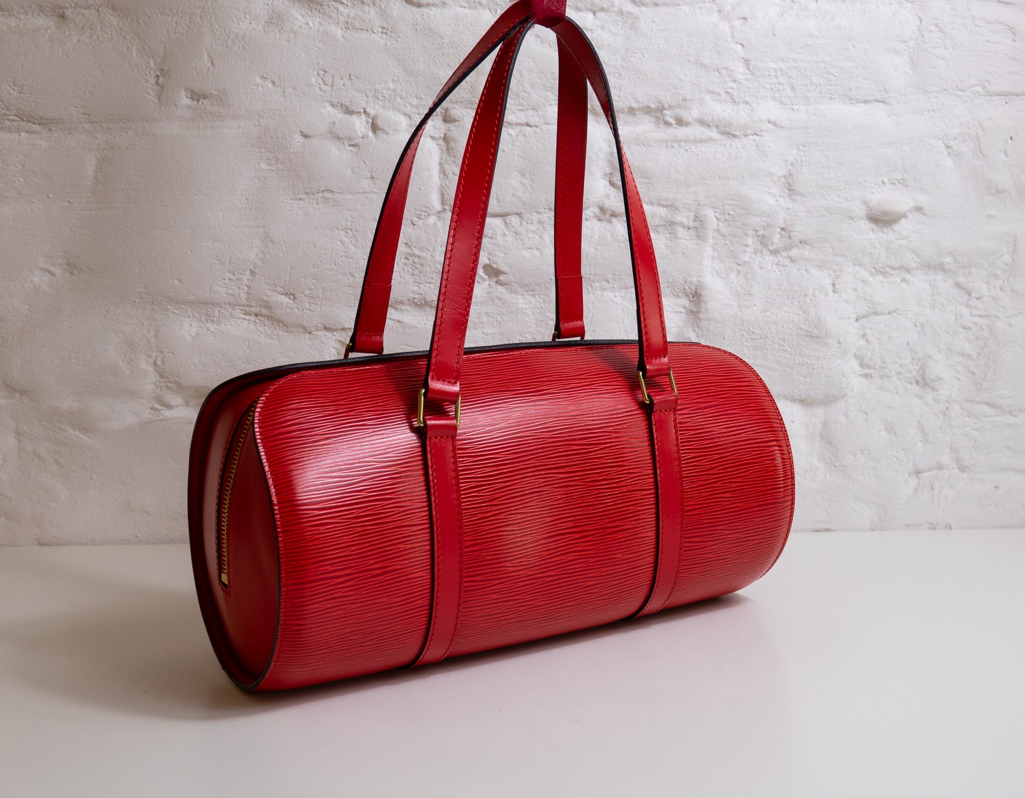 Louis Vuitton Soufflot épi rouge Lola Collective