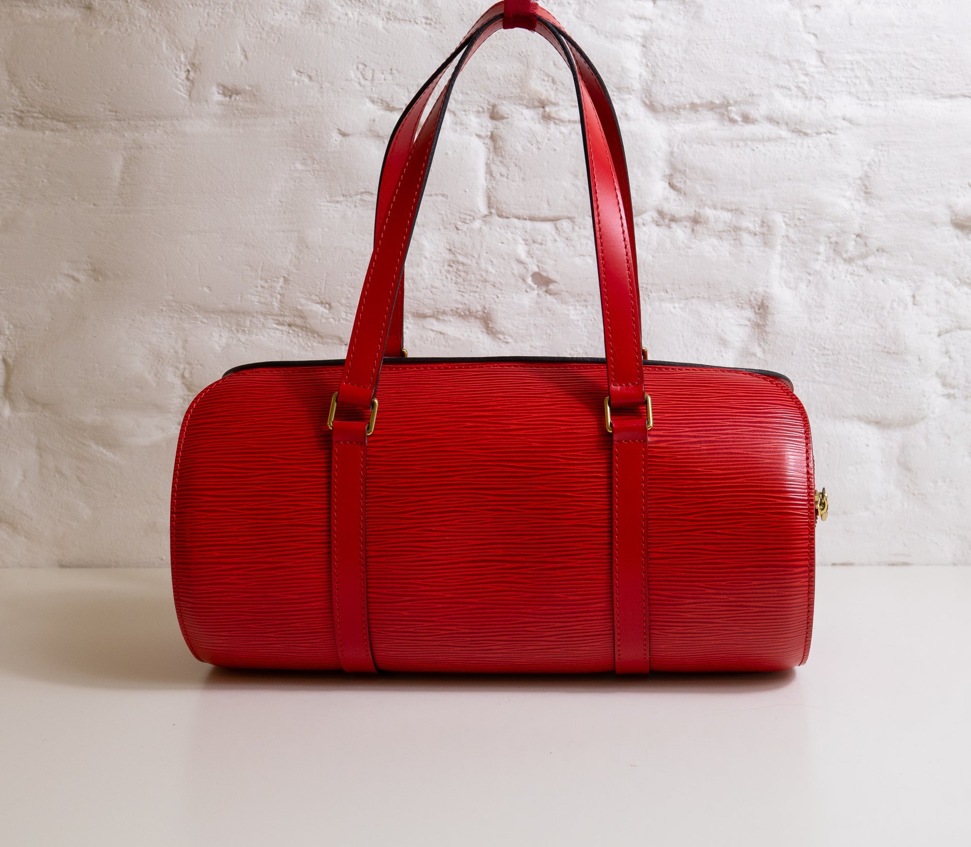 Louis Vuitton Soufflot épi rouge Lola Collective