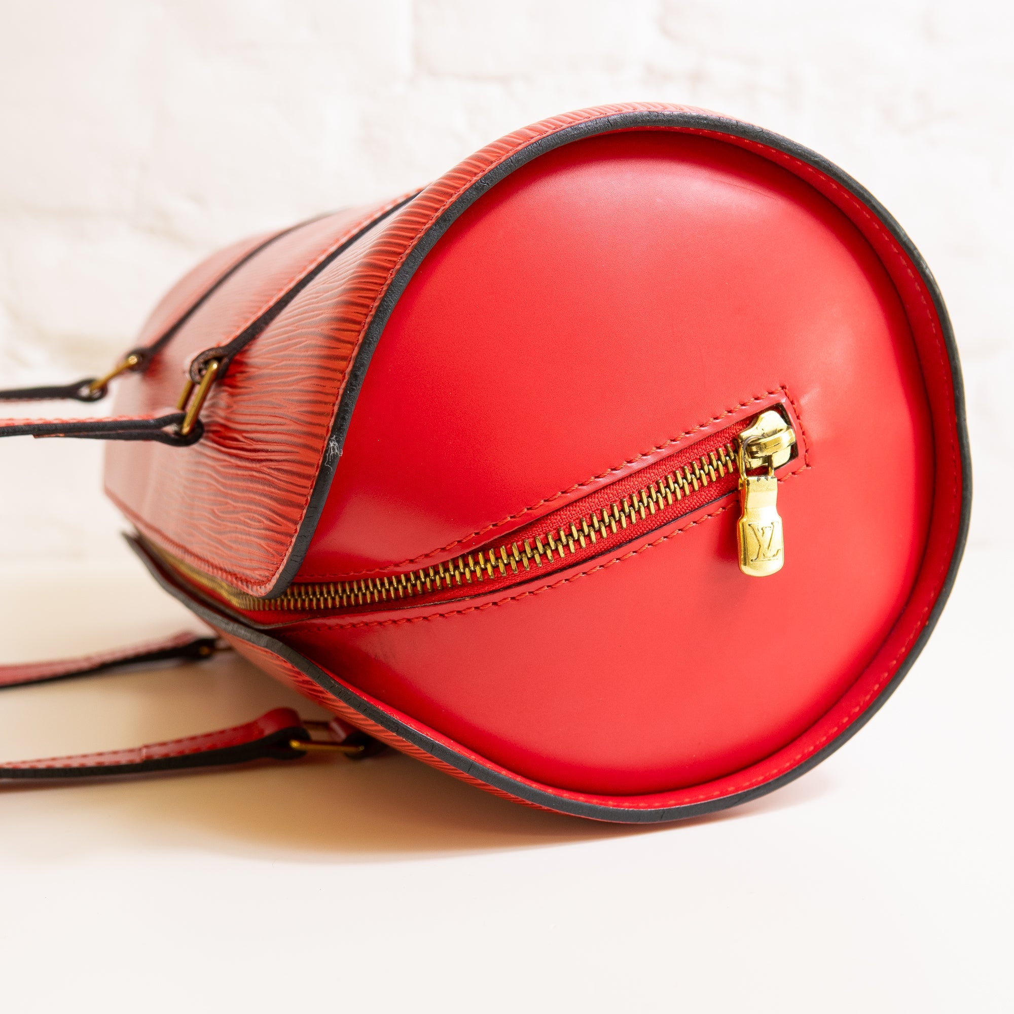 Louis Vuitton Soufflot épi rouge Lola Collective