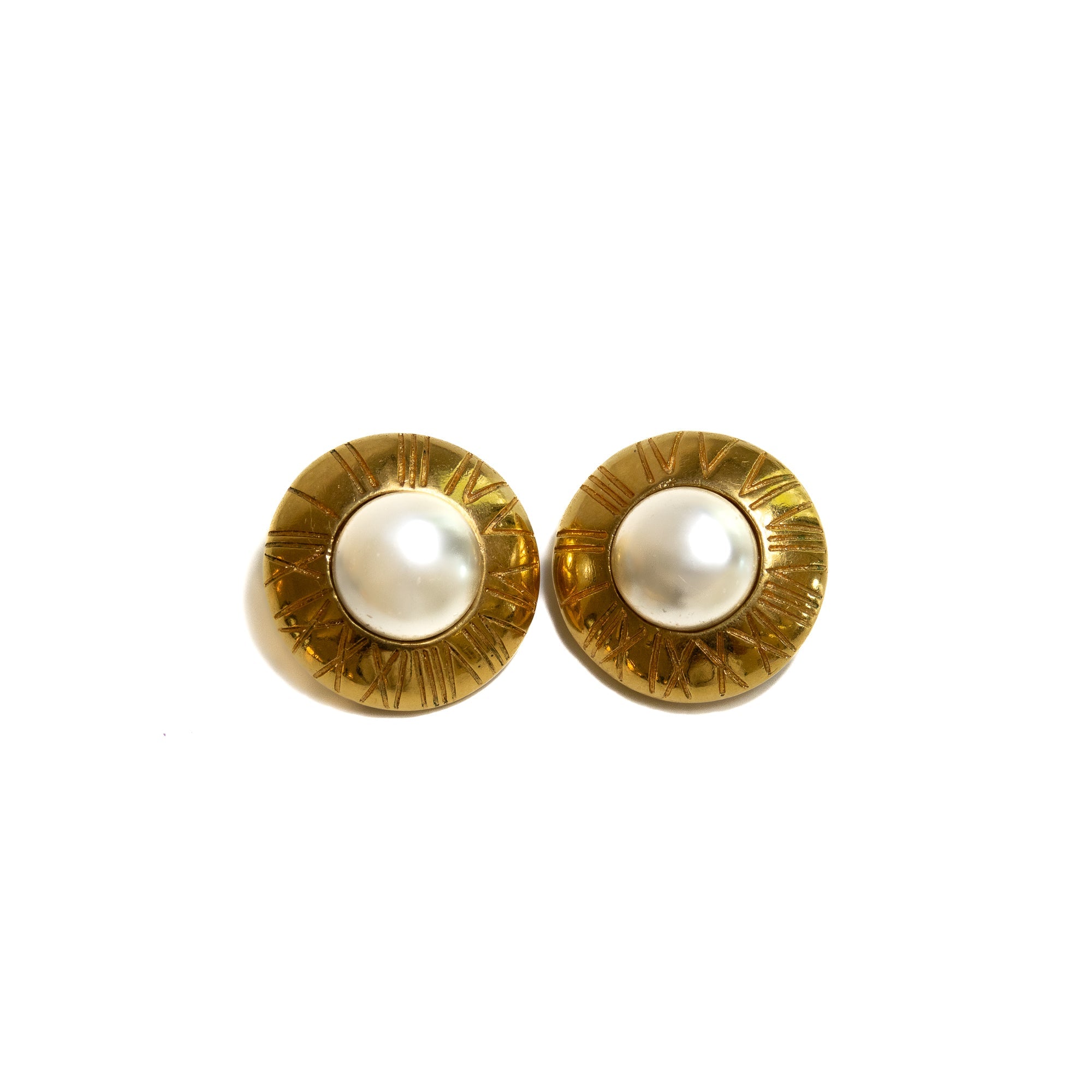 Chanel Boucles d’oreilles perle — Plaqué or 24K Lola Collective