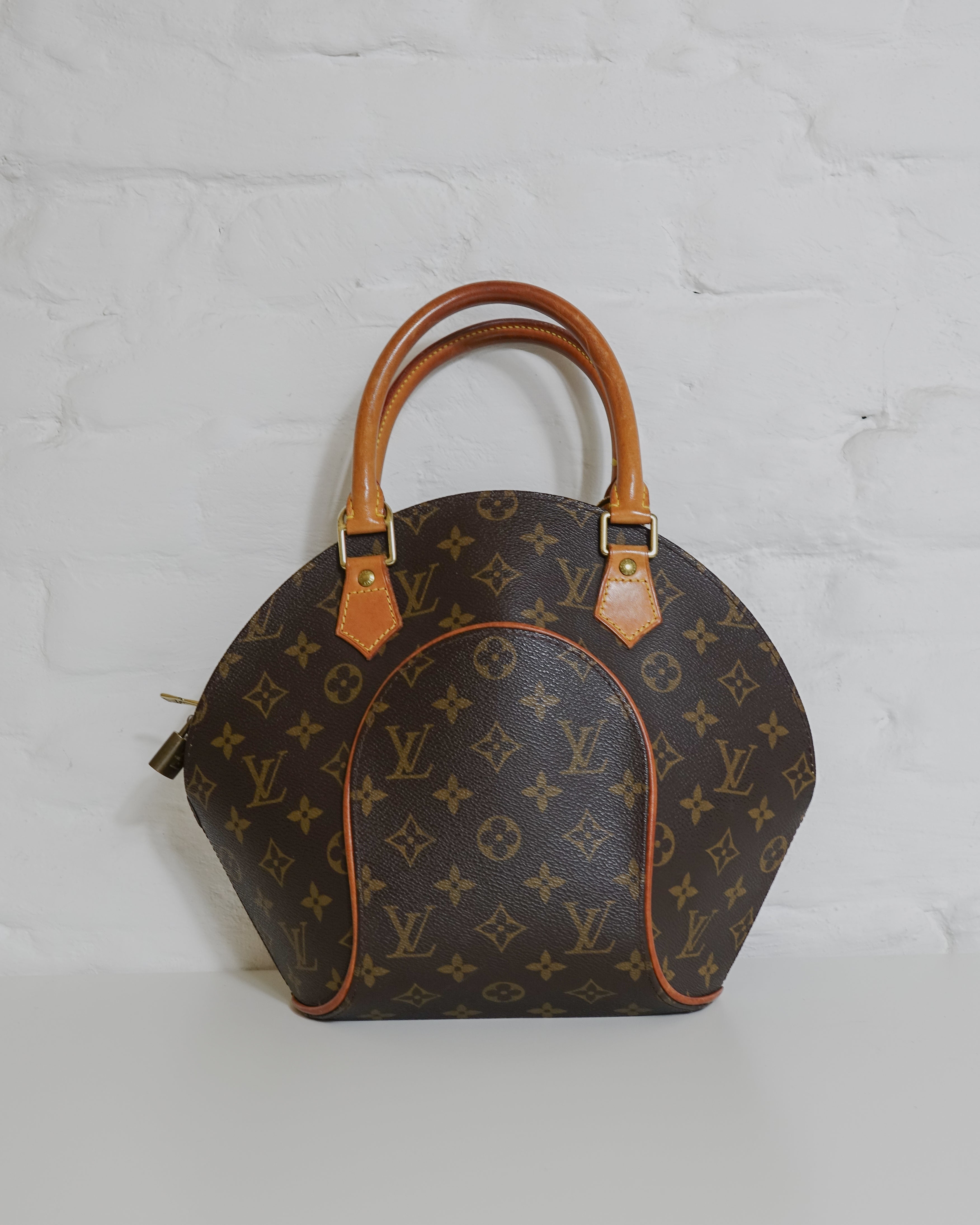 Louis Vuitton Ellipse PM monogram Lola Collective