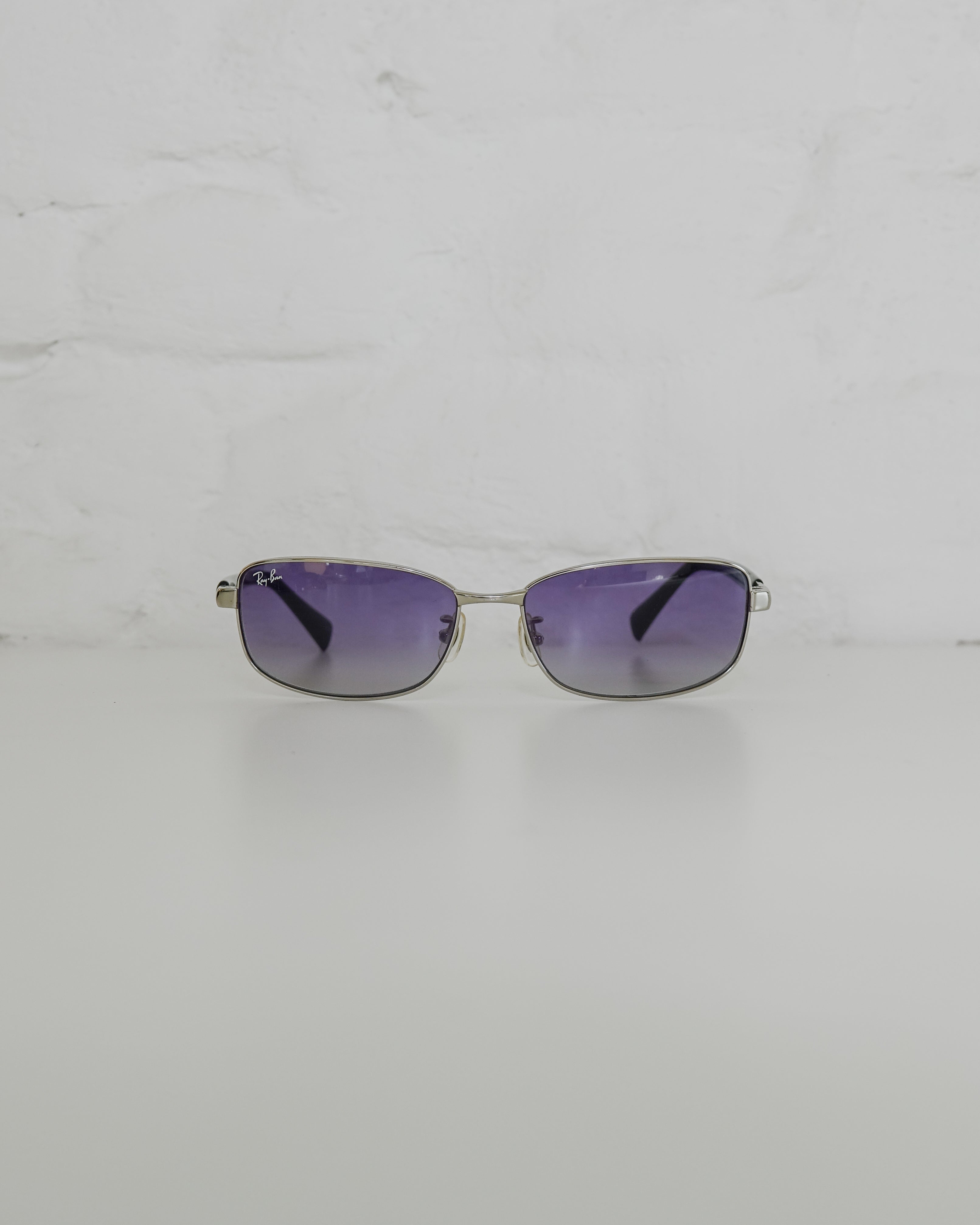 Ray Ban lunettes solaires verres mauves Lola Collective
