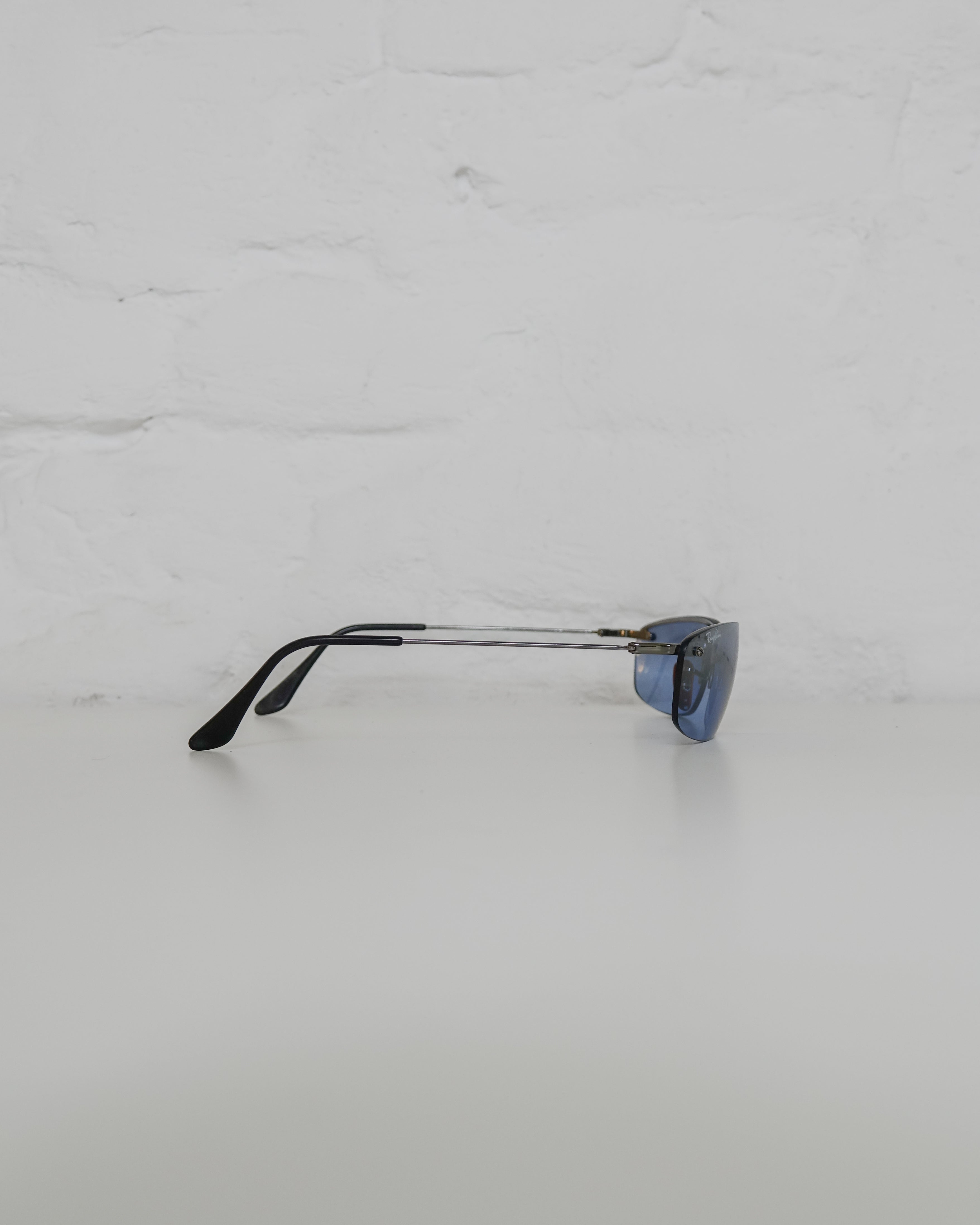 Ray Ban lunettes solaires verres bleu Lola Collective