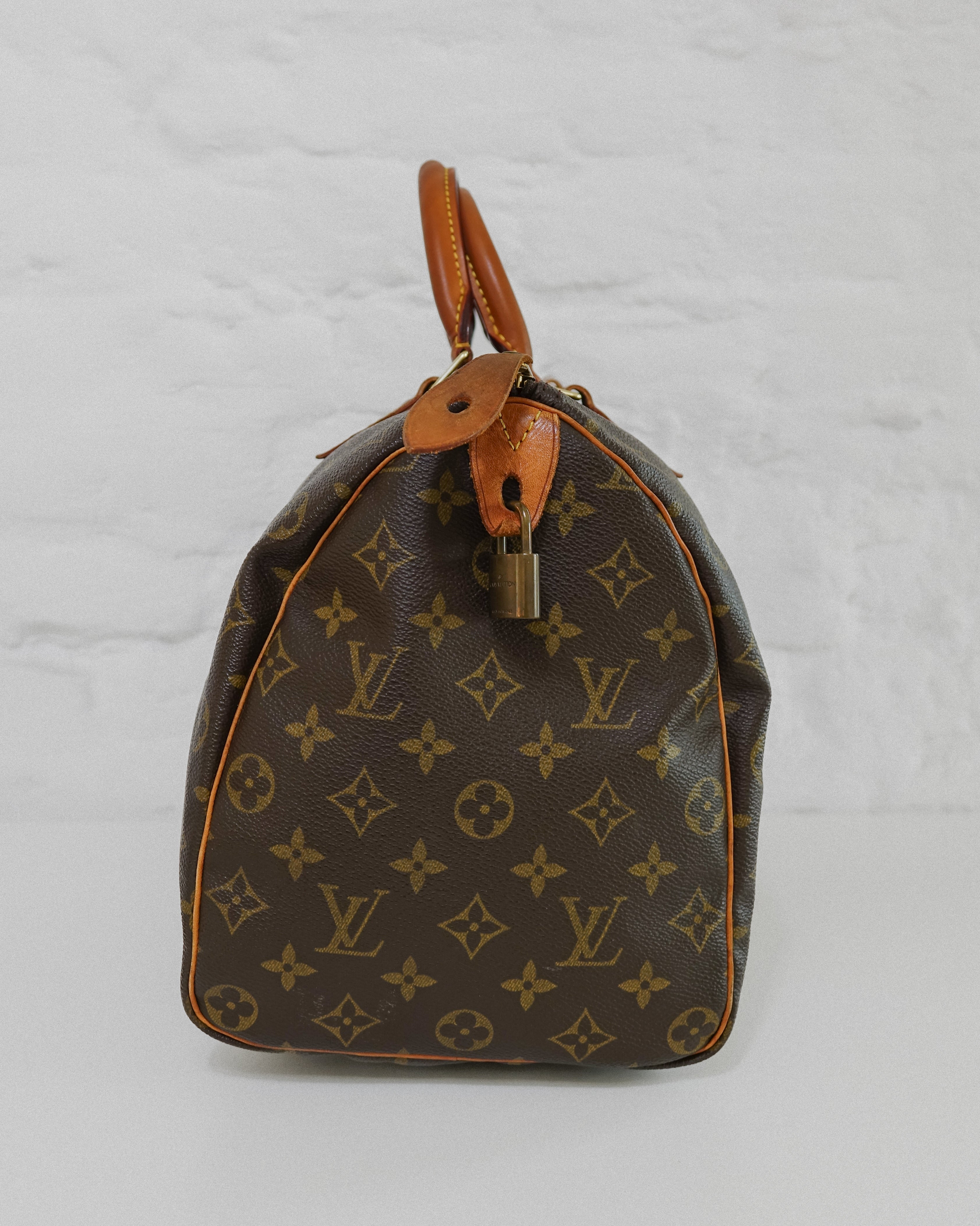 Louis Vuitton Speedy 35 monogram Lola Collective