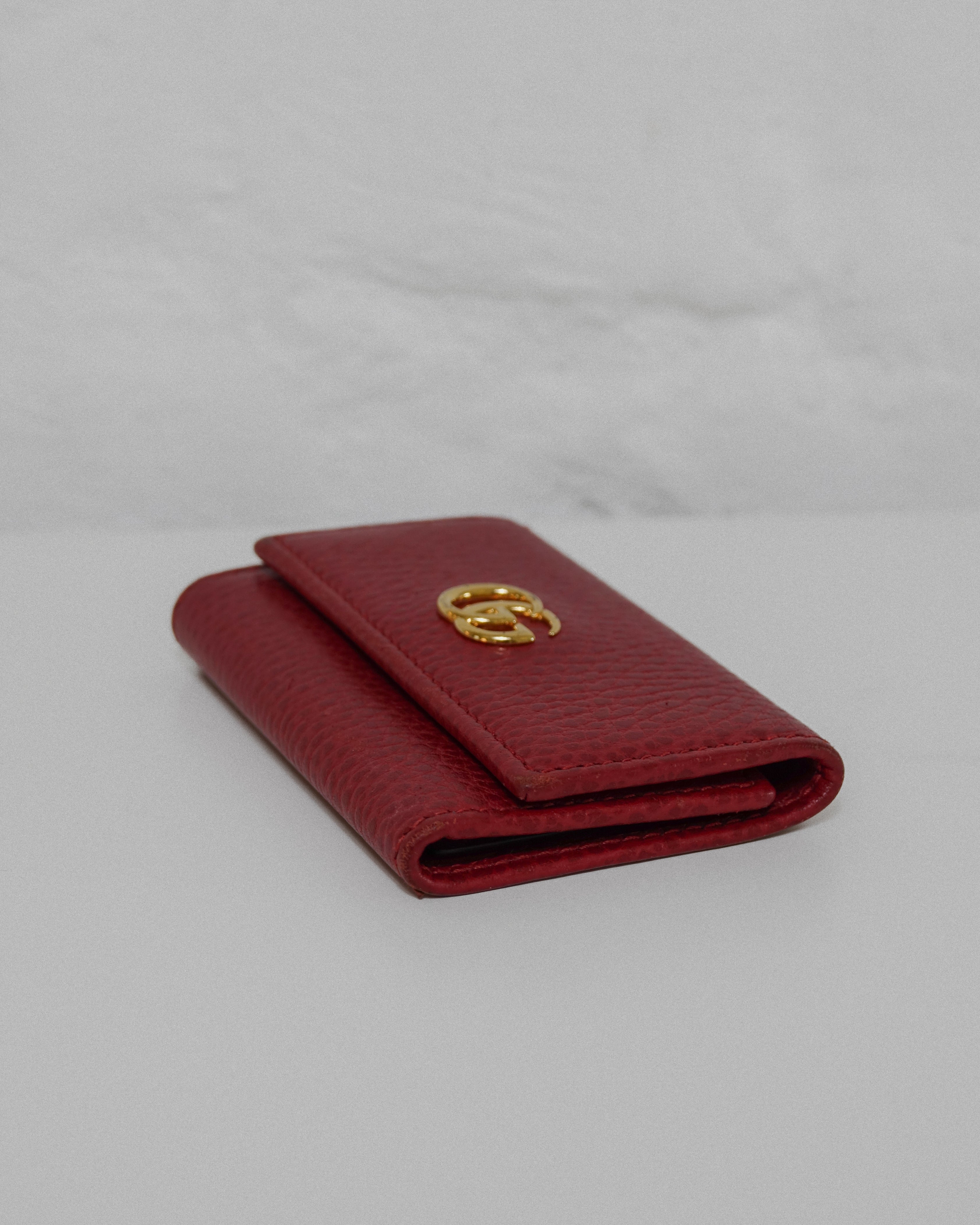 Gucci Porte clés (6) cuir rouge gold Lola collective