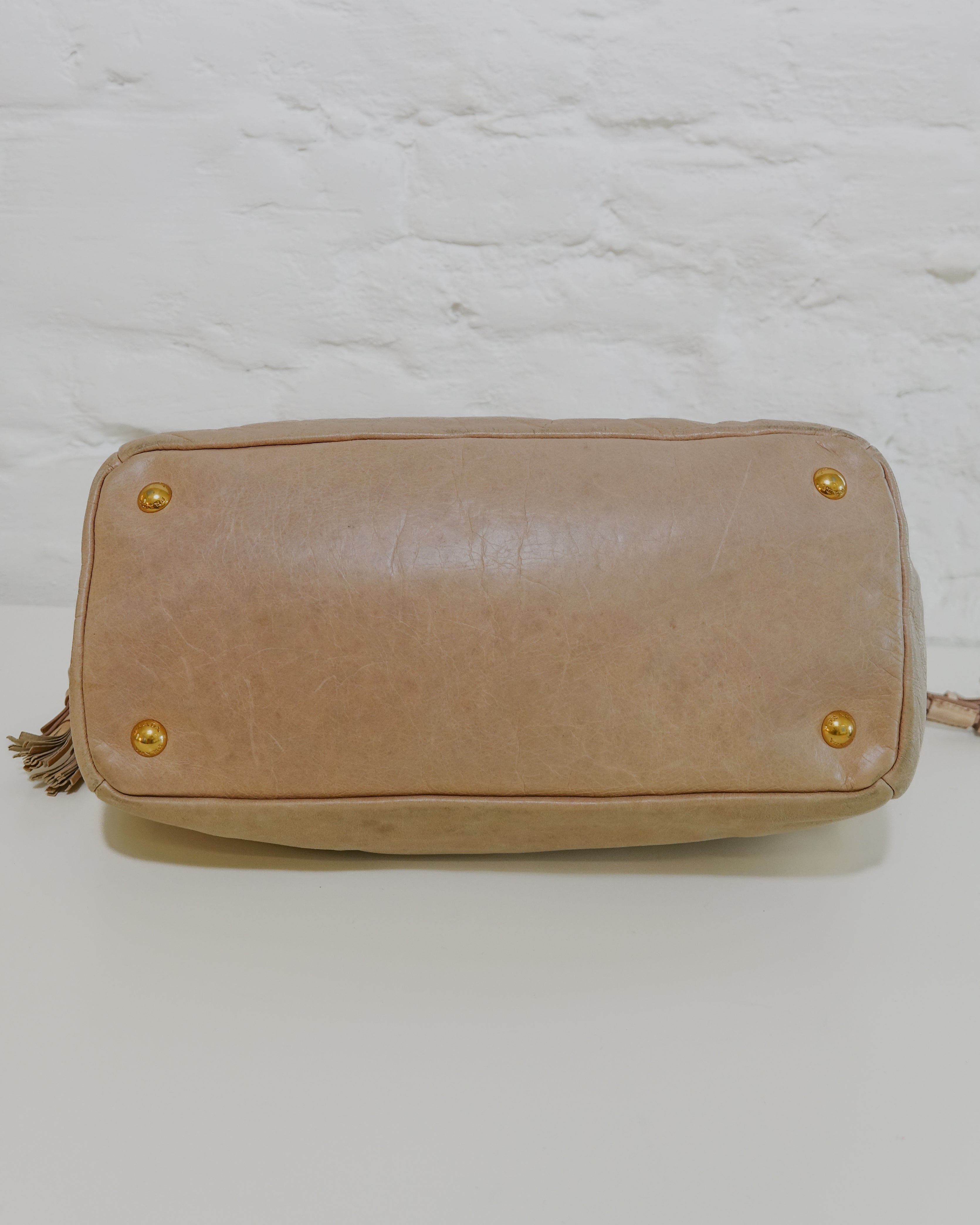 Prada bauletto beige Lola Collective