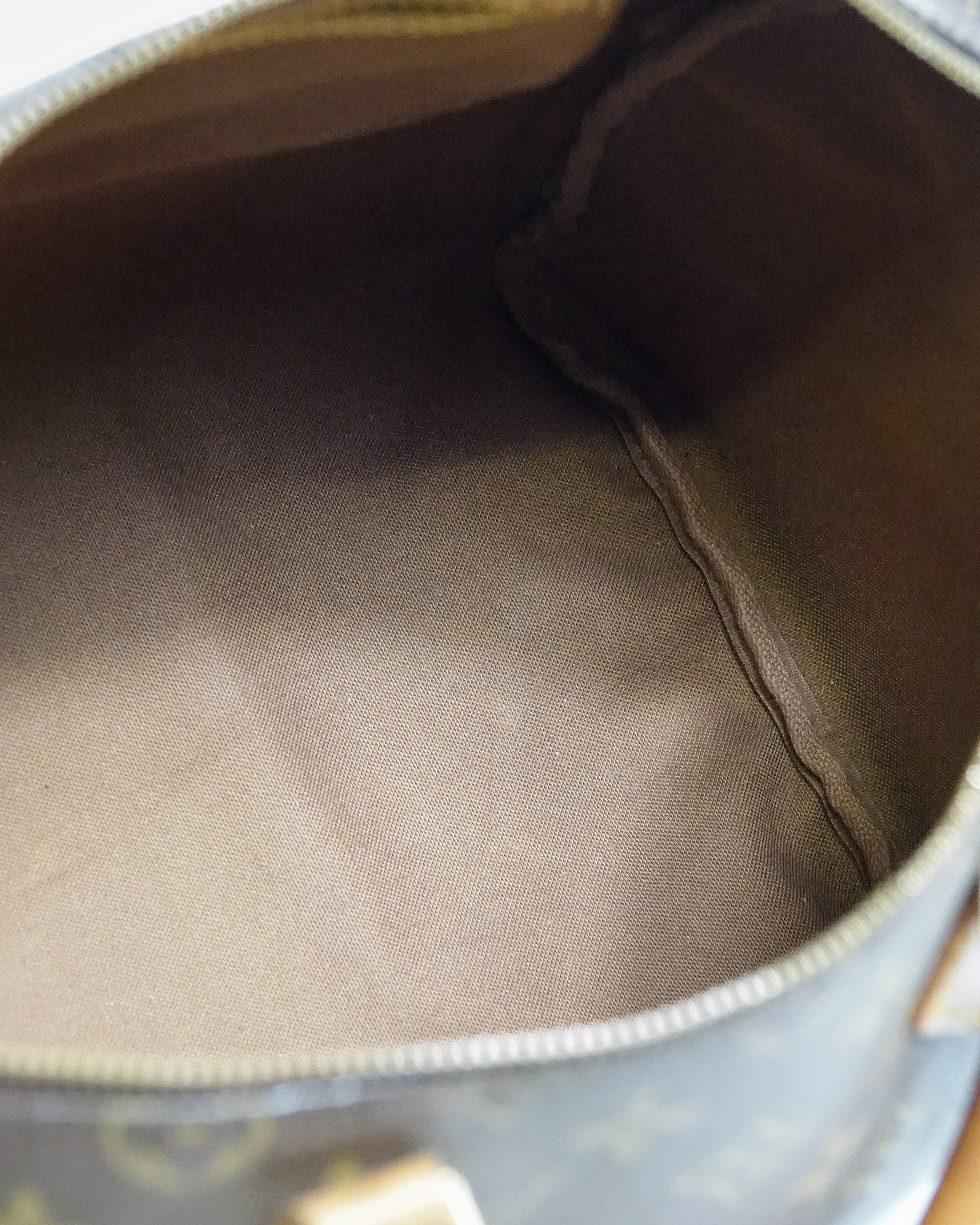 Louis Vuitton Speedy 35 monogram Lola Collective