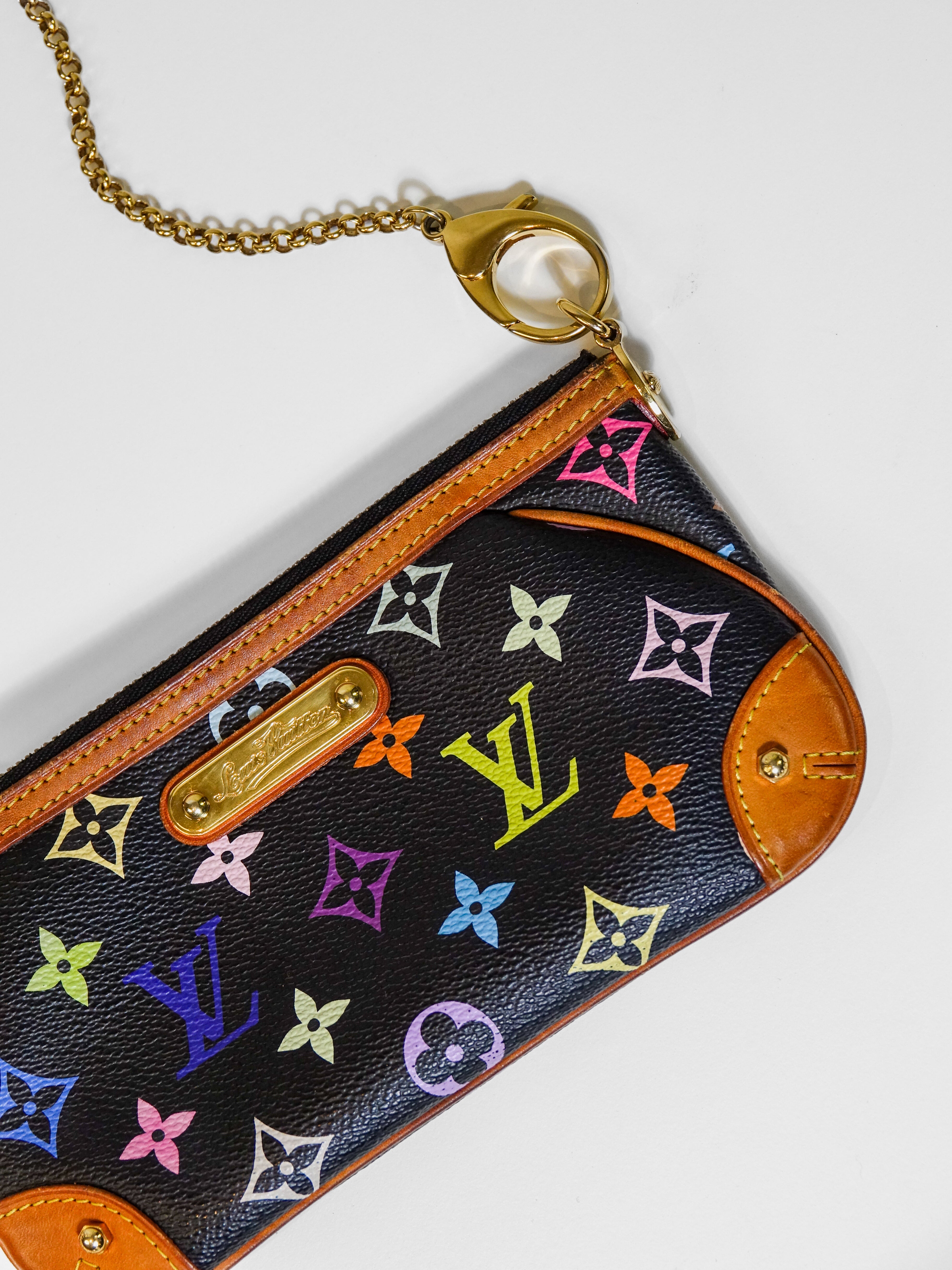 NA045-12 Louis Vuitton Mini pochette accessoires  murkami noir Lola Collective