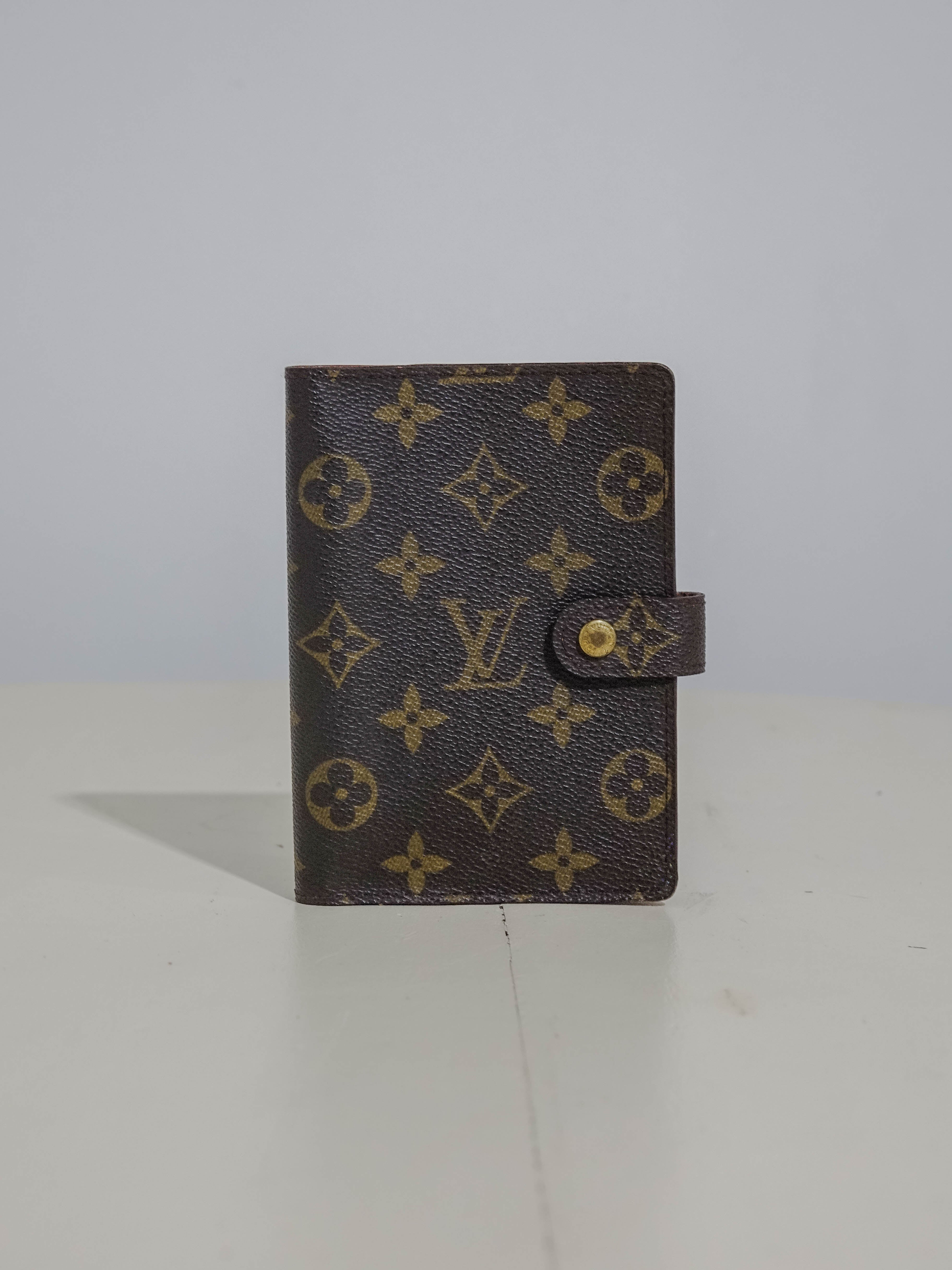 BR0725_08 LOUIS VUITTON Monogram Agenda PM Day Planner Cover Lola Collective