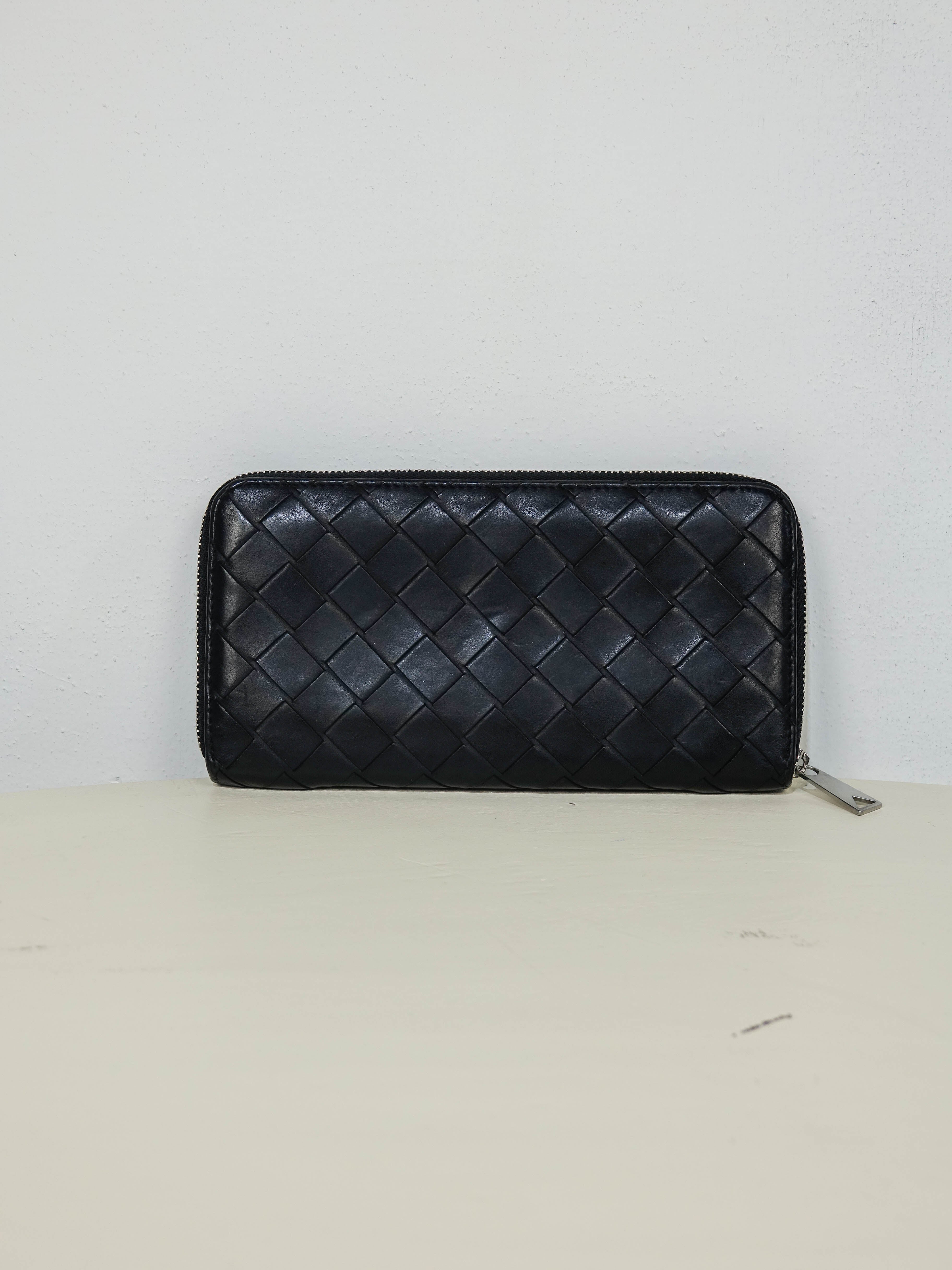 Bottega Veneta Portefeuille long intrecciato noir Lola Collective