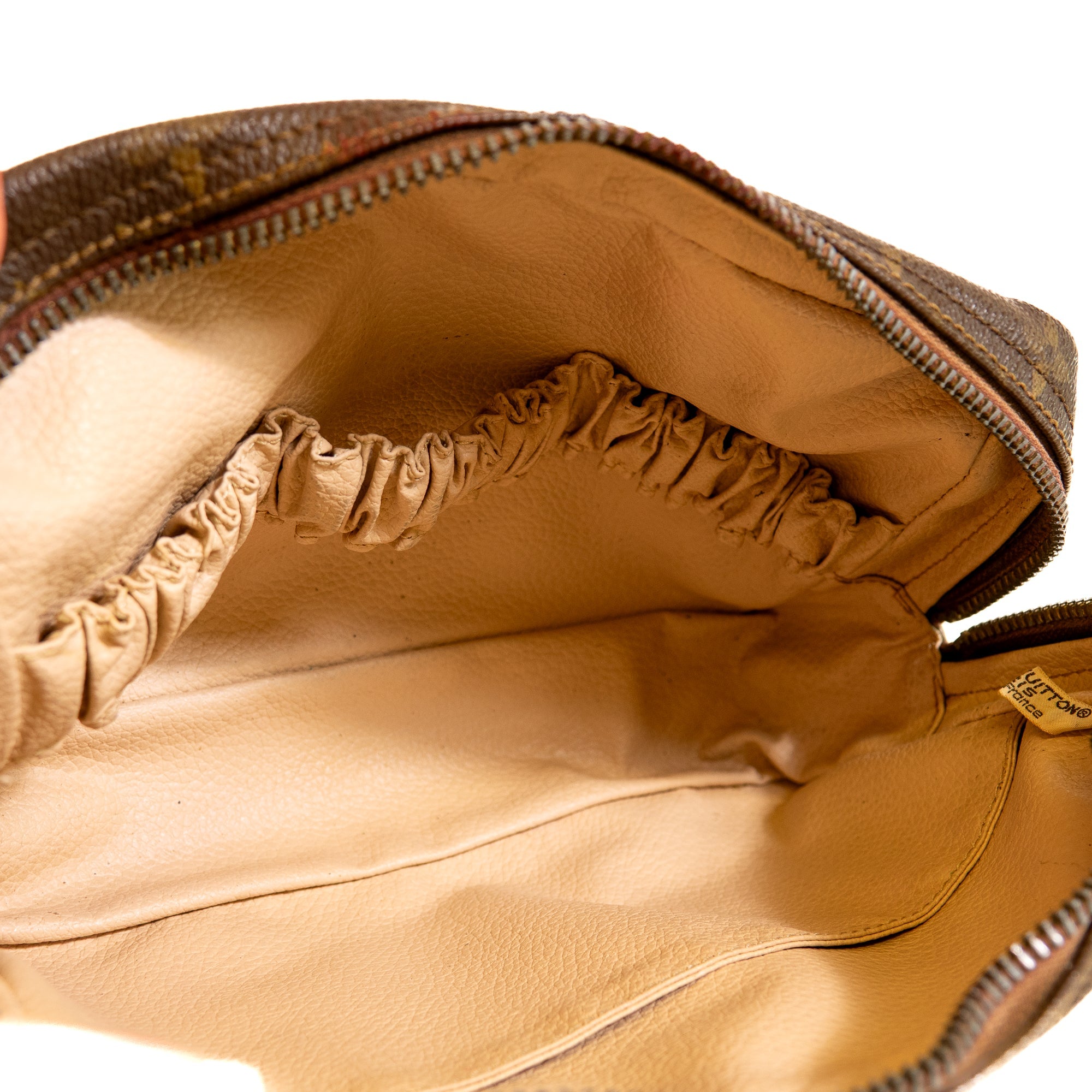 Louis Vuitton Trousse de toilette 23 monogram Lola Collective